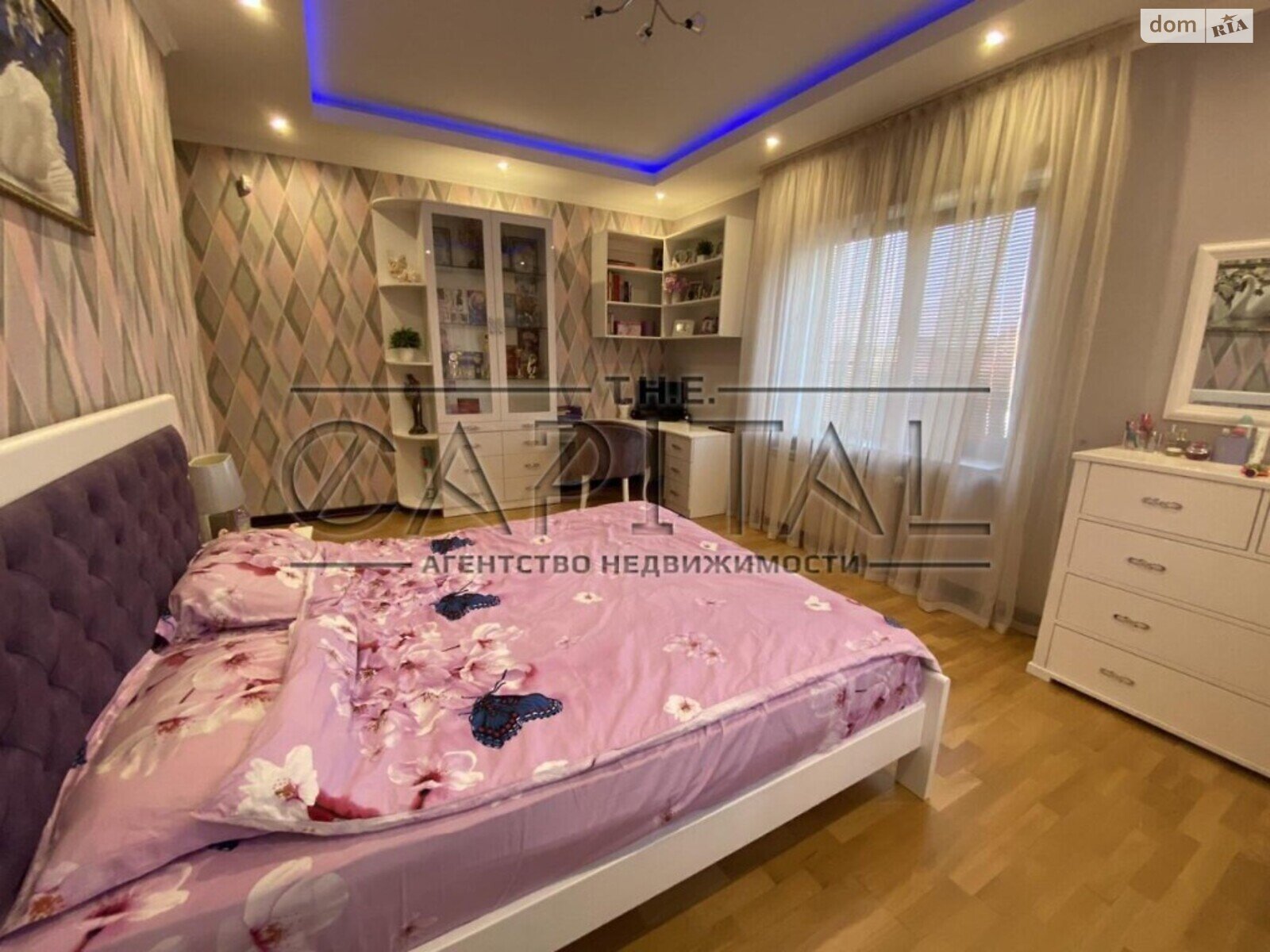 двоповерховий будинок з ремонтом, 470 кв. м, цегла. Продаж у Горі фото 1 двоповерховий будинок з ремонтом, 470 кв. м, цегла. Продаж у Горі фото 1