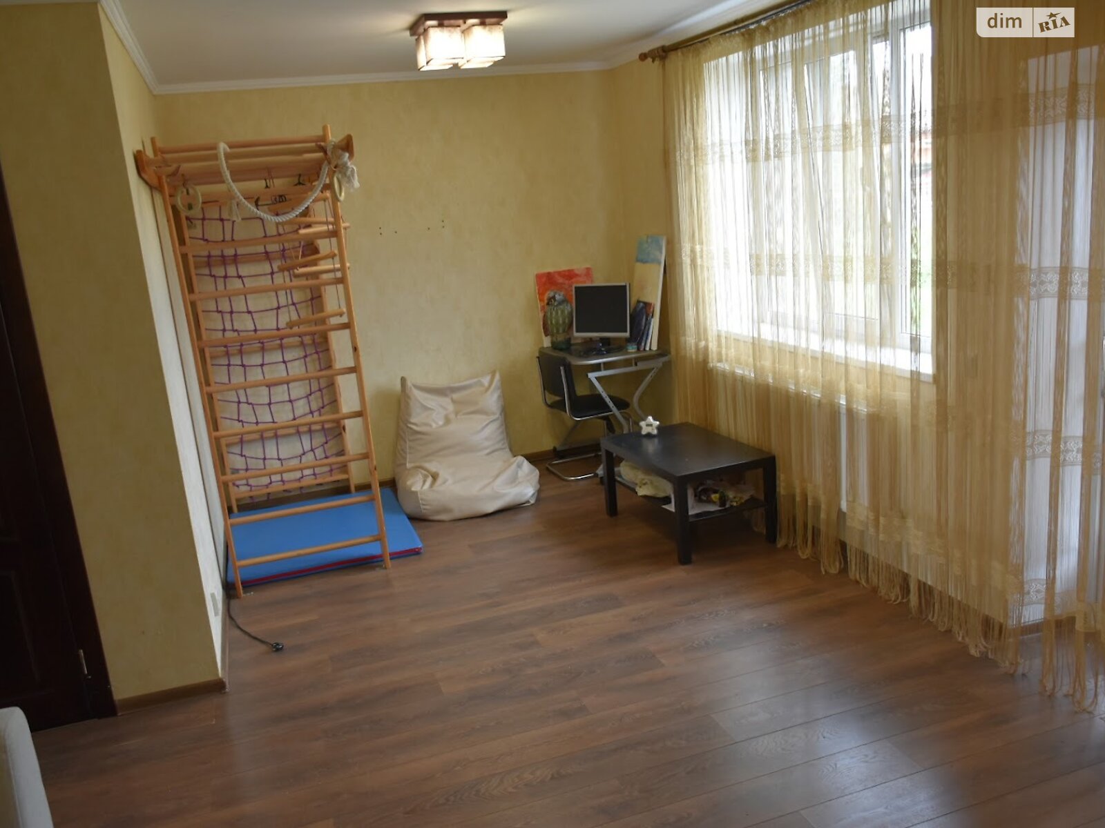 двоповерховий будинок з опаленням, 317 кв. м, ракушечник (ракушняк). Продаж у Борисполі фото 1 двоповерховий будинок з опаленням, 317 кв. м, ракушечник (ракушняк). Продаж у Борисполі фото 1