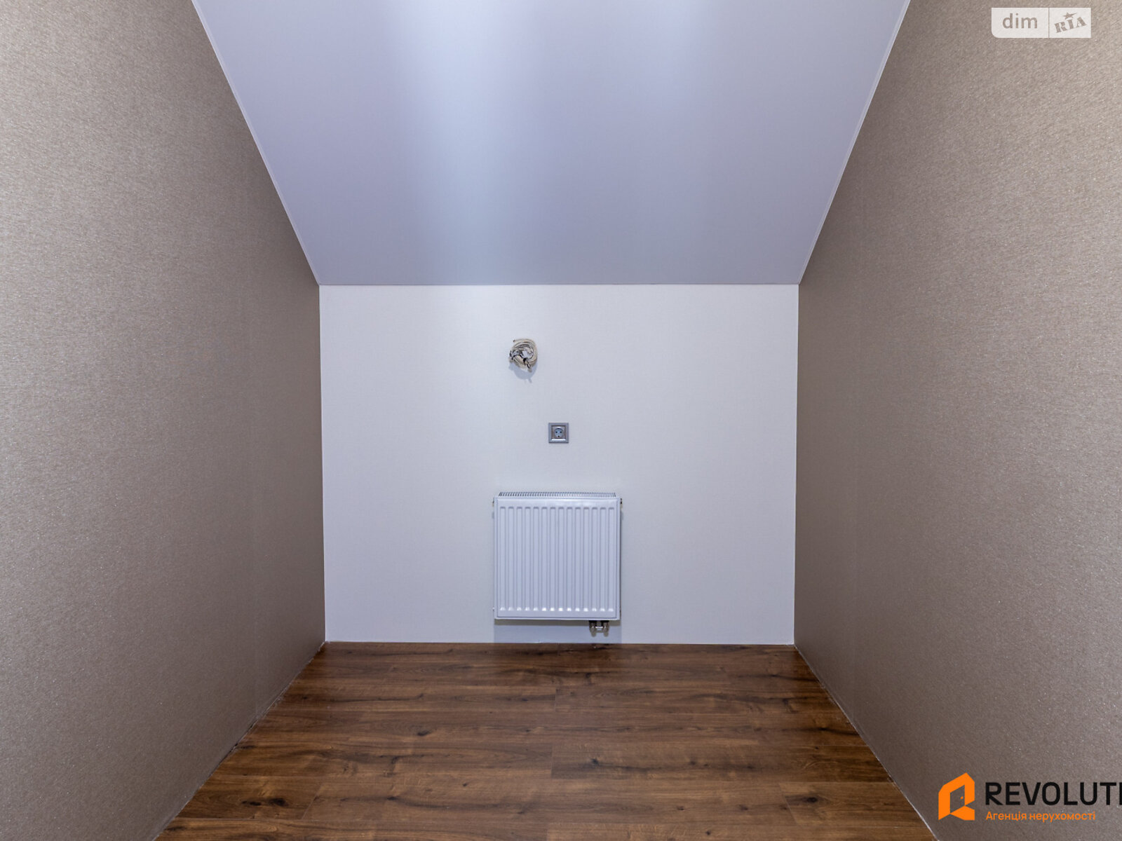 двухэтажный дом без мебели, 144.7 кв. м, кирпич. Продажа в Борисполе фото 1 двухэтажный дом без мебели, 144.7 кв. м, кирпич. Продажа в Борисполе фото 1