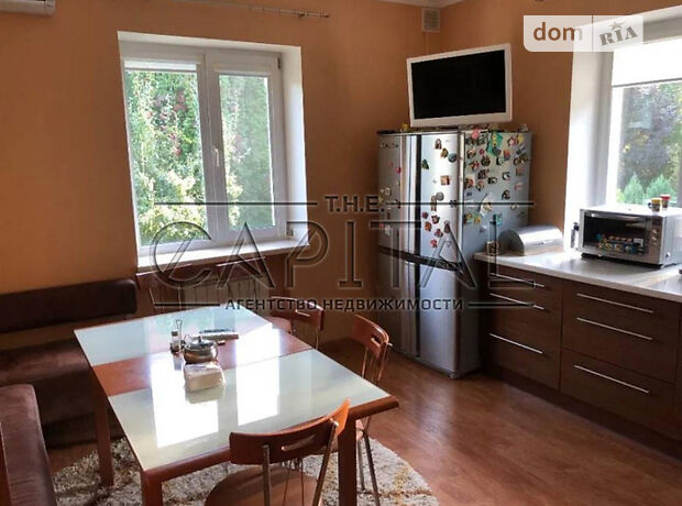 двухэтажный дом с садом, 298 кв. м, кирпич. Продажа в Петропавловском (Киевская обл.) фото 1 двухэтажный дом с садом, 298 кв. м, кирпич. Продажа в Петропавловском (Киевская обл.) фото 1