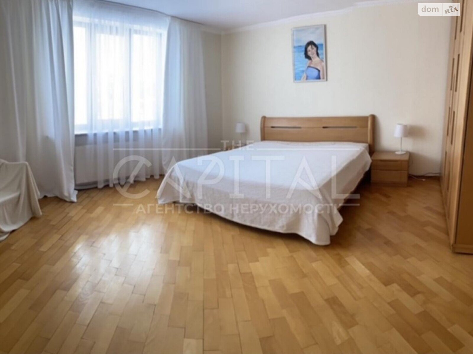 трехэтажный дом, 450 кв. м, кирпич. Продажа в Борисполе район Петровское фото 1