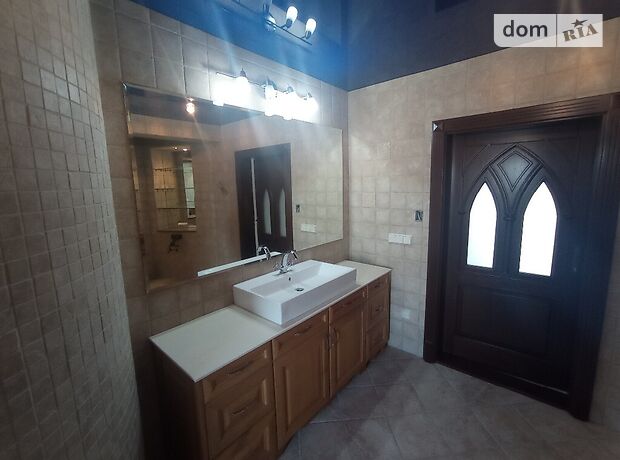 триповерховий будинок з каміном, 1500 кв. м, цегла. Продаж в Щасливе (Київська обл.) фото 1 триповерховий будинок з каміном, 1500 кв. м, цегла. Продаж в Щасливе (Київська обл.) фото 1