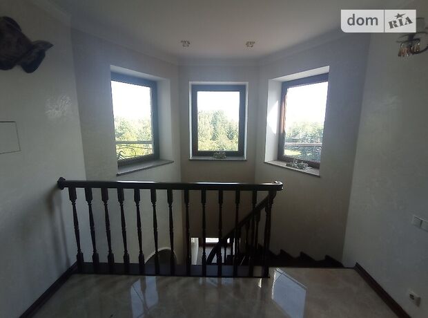 триповерховий будинок з каміном, 1500 кв. м, цегла. Продаж в Щасливе (Київська обл.) фото 1 триповерховий будинок з каміном, 1500 кв. м, цегла. Продаж в Щасливе (Київська обл.) фото 1