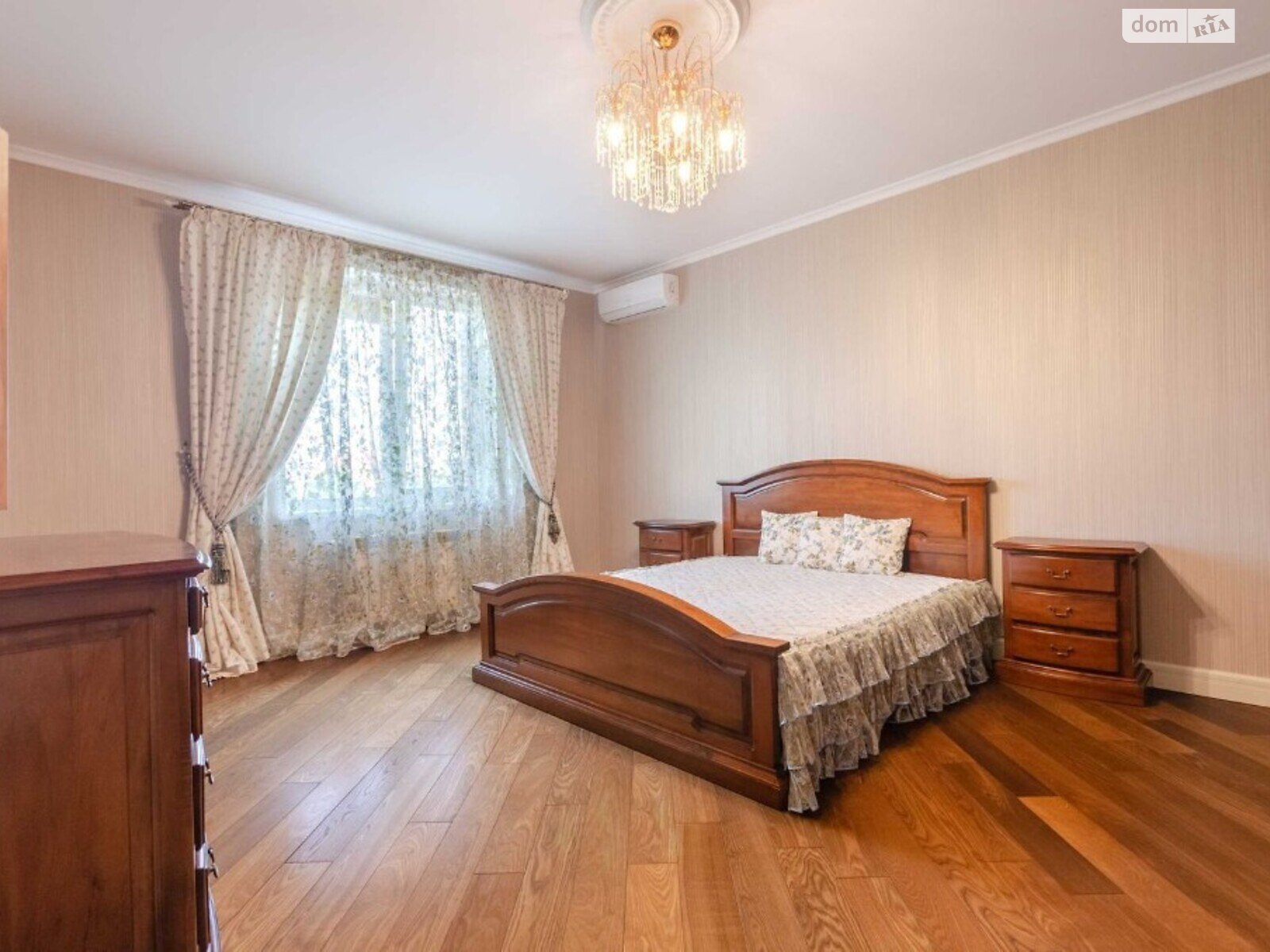 двухэтажный дом, 274 кв. м, кирпич. Продажа в Счастливом фото 1