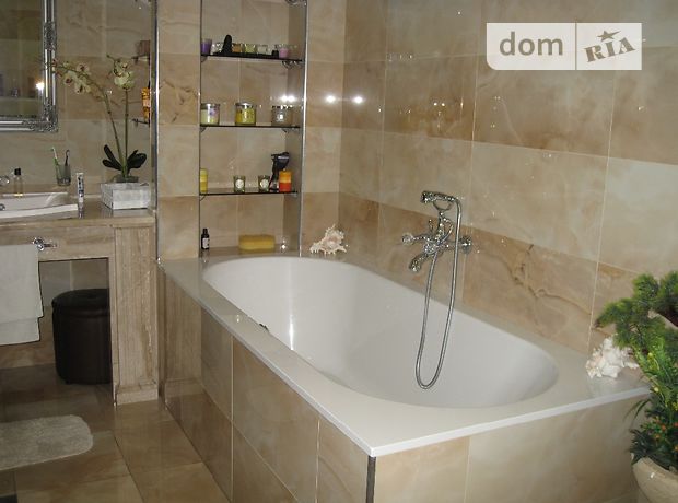 Продажа дома, 300м², Киевская, Борисполь, c. Великая Александровка Продажа дома, 300м², Киевская, Борисполь, c. Великая Александровка