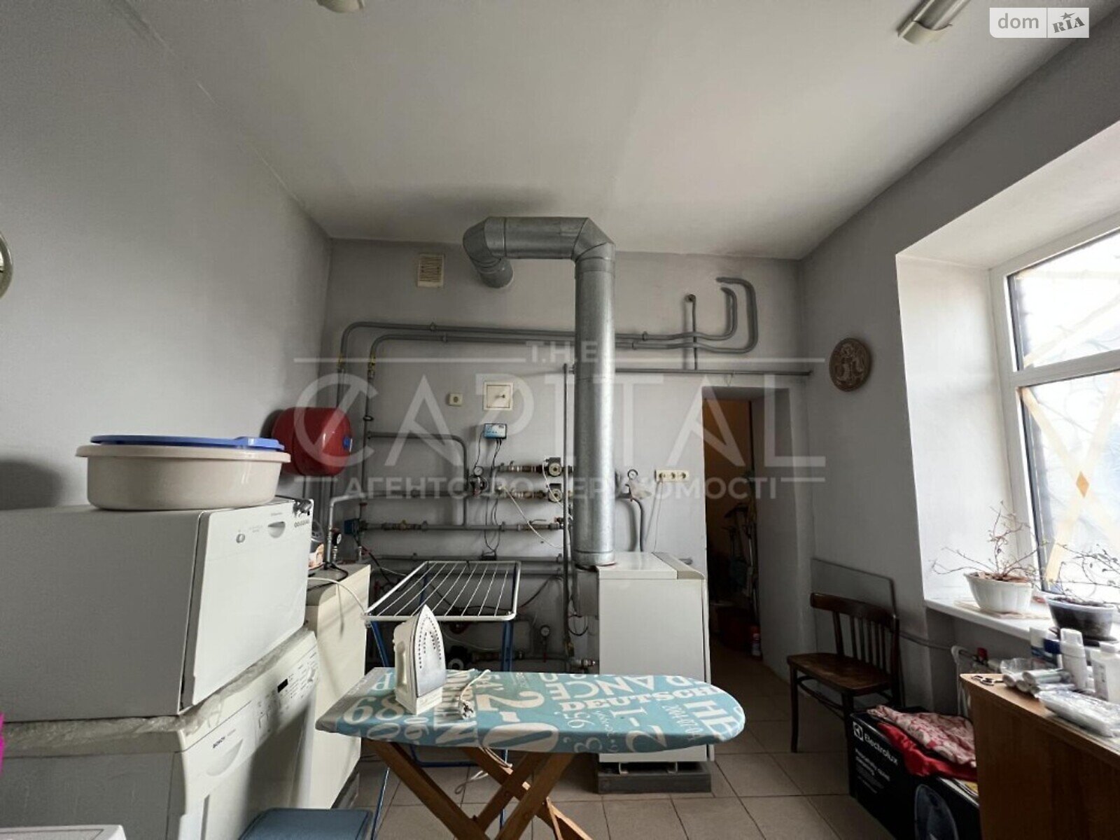 трехэтажный дом, 380 кв. м, кирпич. Продажа в Вишенки фото 1 трехэтажный дом, 380 кв. м, кирпич. Продажа в Вишенки фото 1