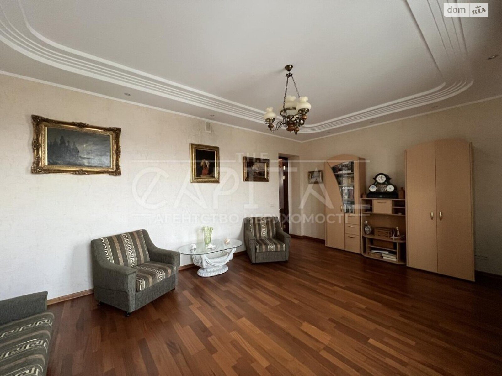 трехэтажный дом, 380 кв. м, кирпич. Продажа в Вишенки фото 1 трехэтажный дом, 380 кв. м, кирпич. Продажа в Вишенки фото 1