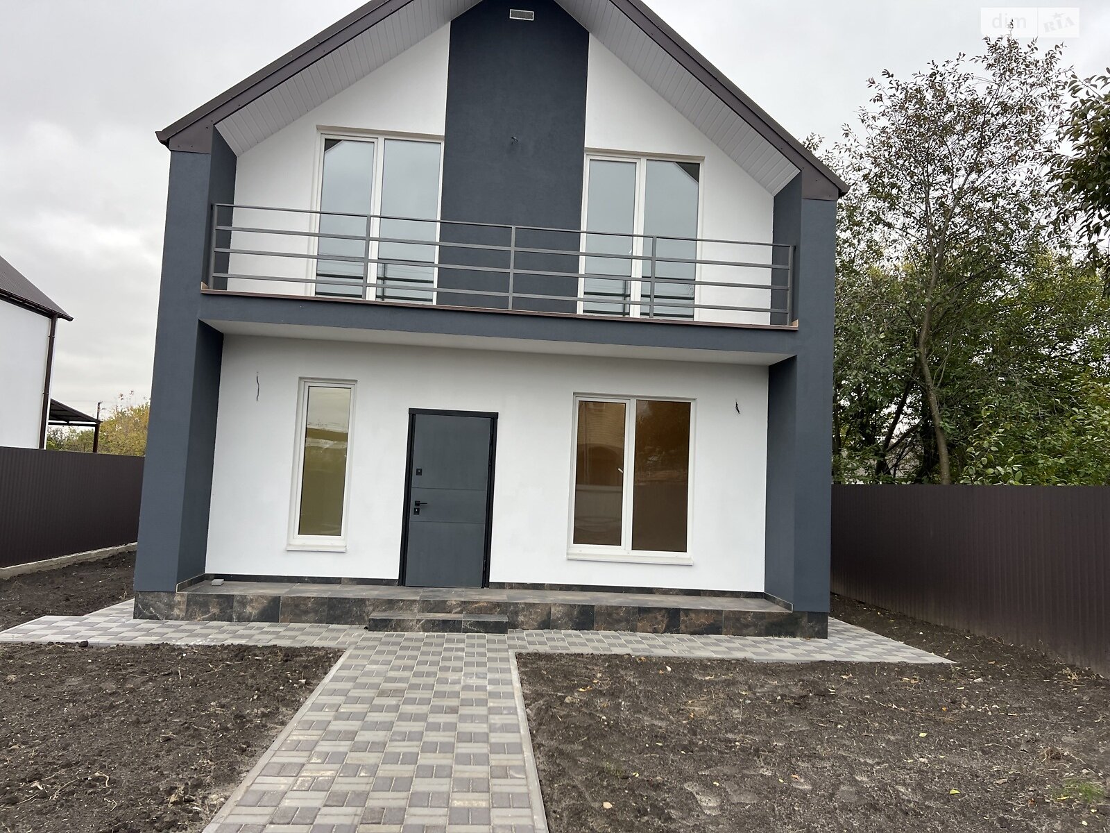 двухэтажный дом, 110 кв. м, шлакоблок. Продажа в Борисполе фото 1 двухэтажный дом, 110 кв. м, шлакоблок. Продажа в Борисполе фото 1