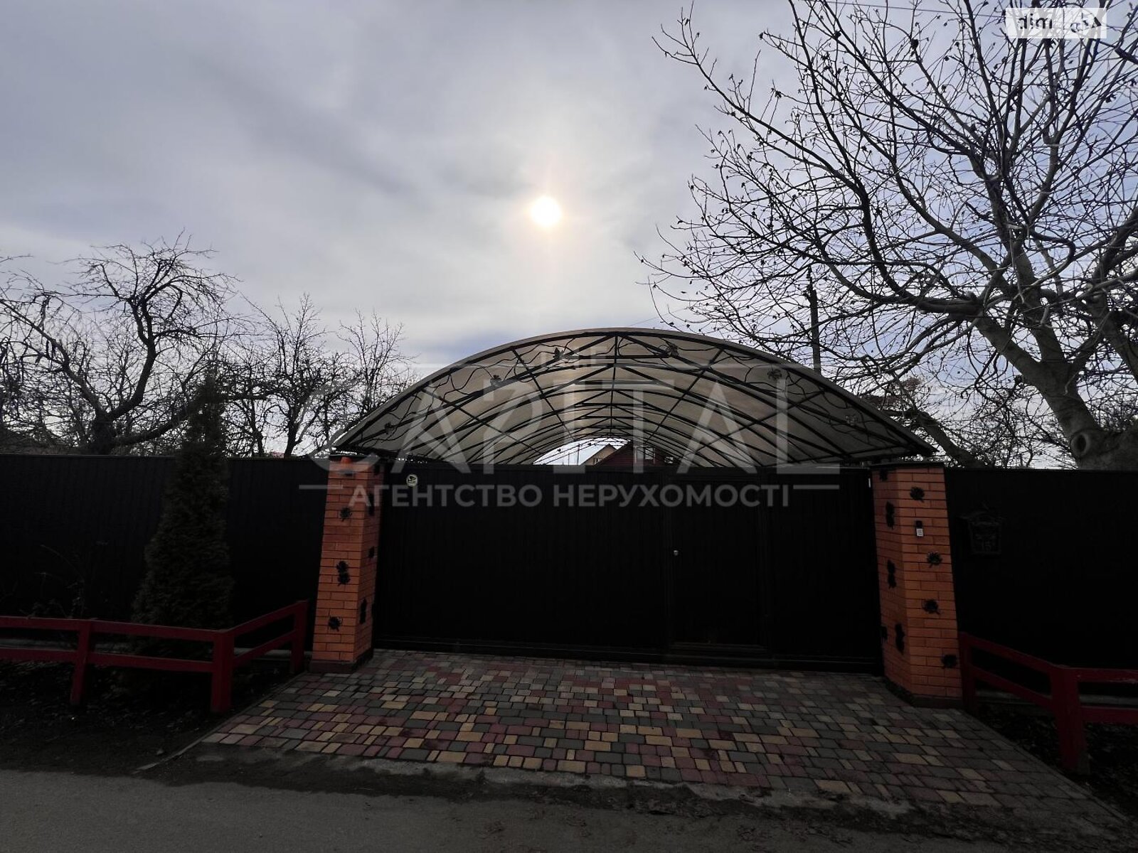 двухэтажный дом с гаражом, 180 кв. м, кирпич. Продажа в Борисполе фото 1 двухэтажный дом с гаражом, 180 кв. м, кирпич. Продажа в Борисполе фото 1