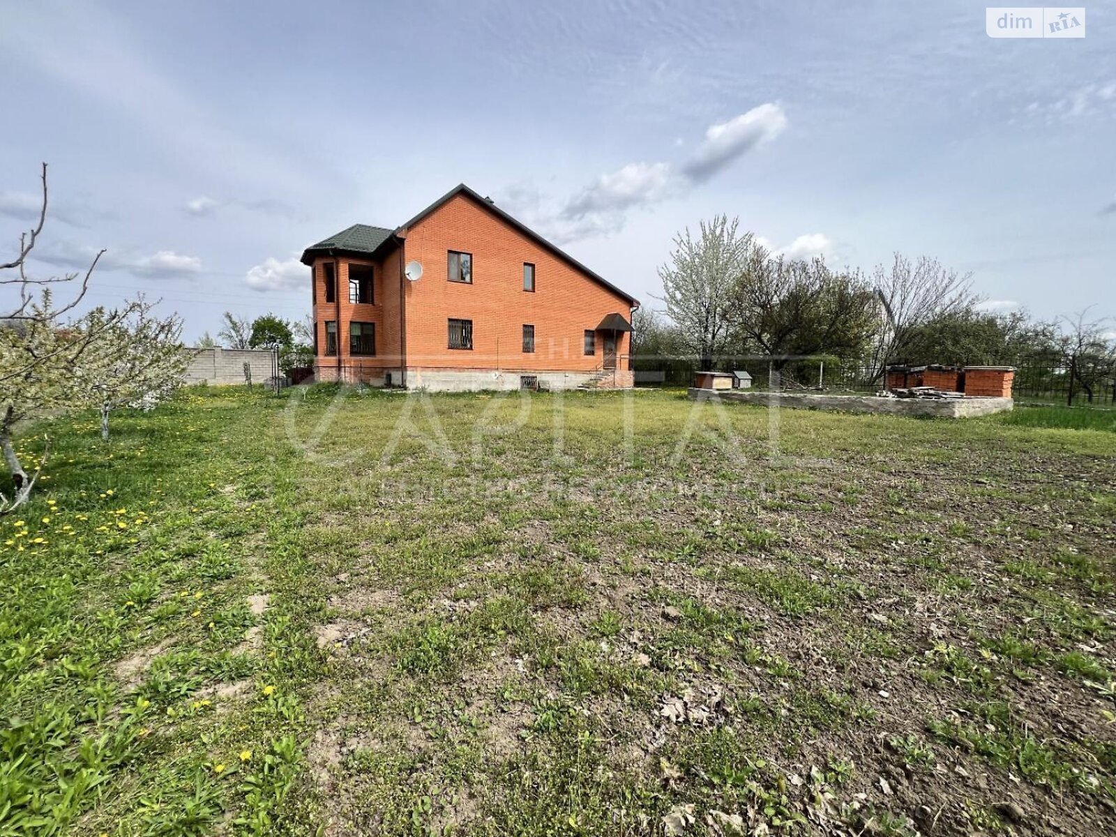 трехэтажный дом с гаражом, 317 кв. м, кирпич. Продажа в Борисполе фото 1 трехэтажный дом с гаражом, 317 кв. м, кирпич. Продажа в Борисполе фото 1