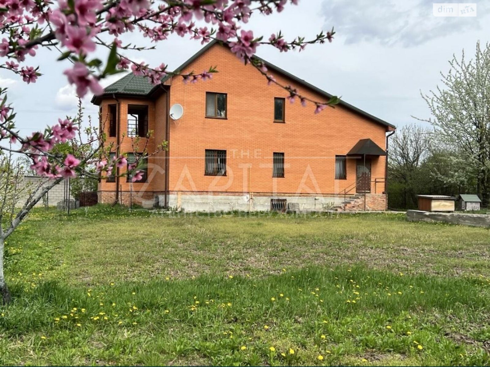 трехэтажный дом с гаражом, 317 кв. м, кирпич. Продажа в Борисполе фото 1 трехэтажный дом с гаражом, 317 кв. м, кирпич. Продажа в Борисполе фото 1