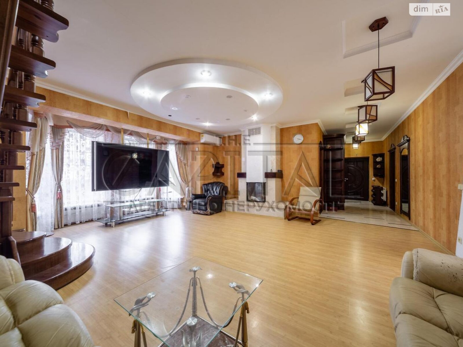 двоповерховий будинок з гаражем, 298 кв. м, кирпич. Продаж у Борисполі фото 1 двоповерховий будинок з гаражем, 298 кв. м, кирпич. Продаж у Борисполі фото 1