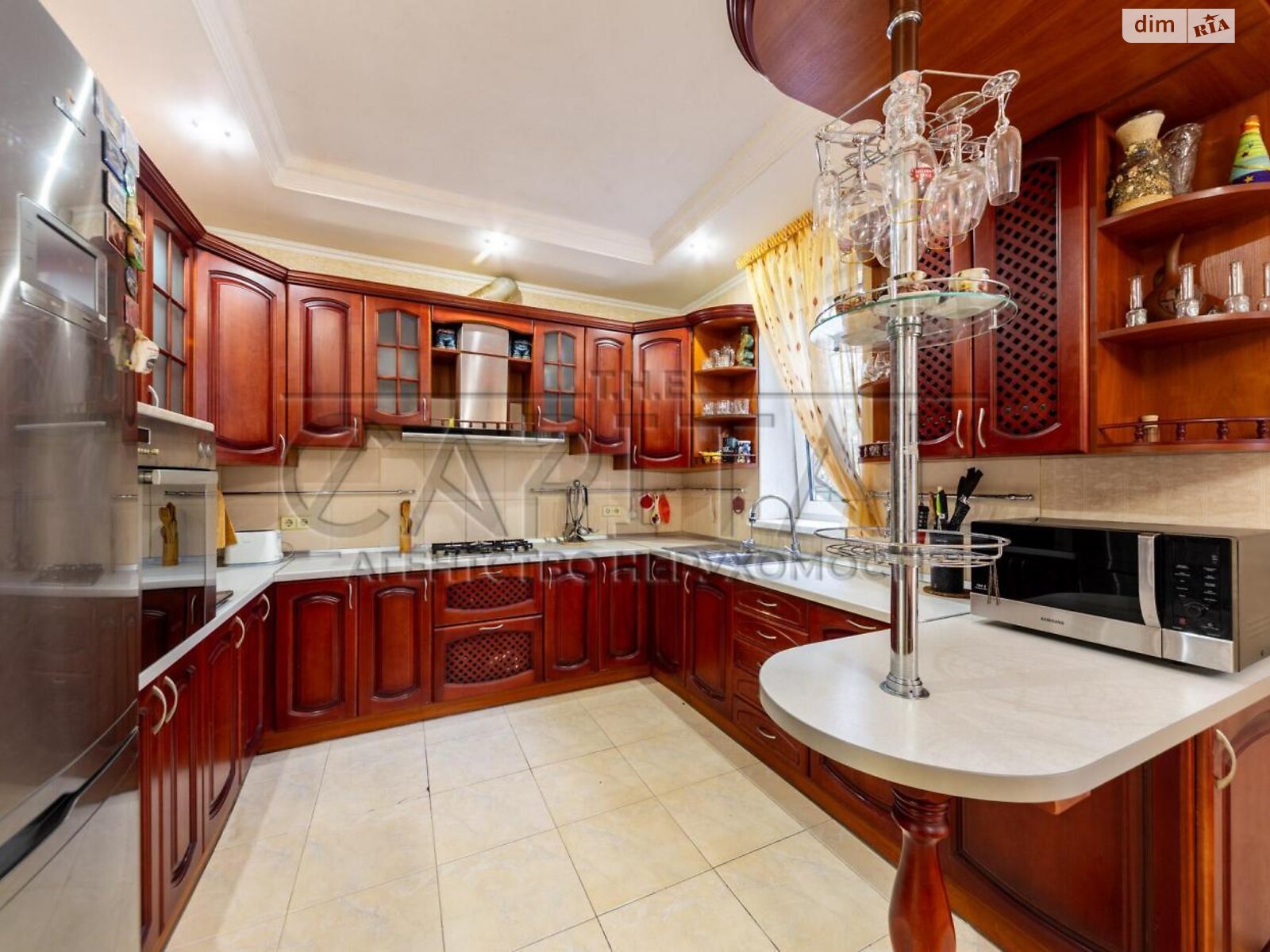 двоповерховий будинок з гаражем, 298 кв. м, кирпич. Продаж у Борисполі фото 1 двоповерховий будинок з гаражем, 298 кв. м, кирпич. Продаж у Борисполі фото 1