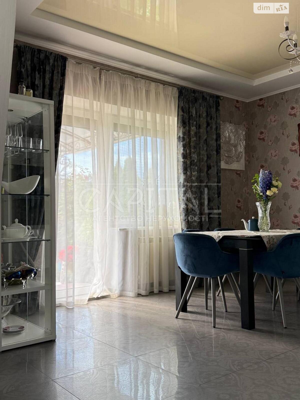 двухэтажный дом с гаражом, 200 кв. м, кирпич. Продажа в Борисполе фото 1 двухэтажный дом с гаражом, 200 кв. м, кирпич. Продажа в Борисполе фото 1