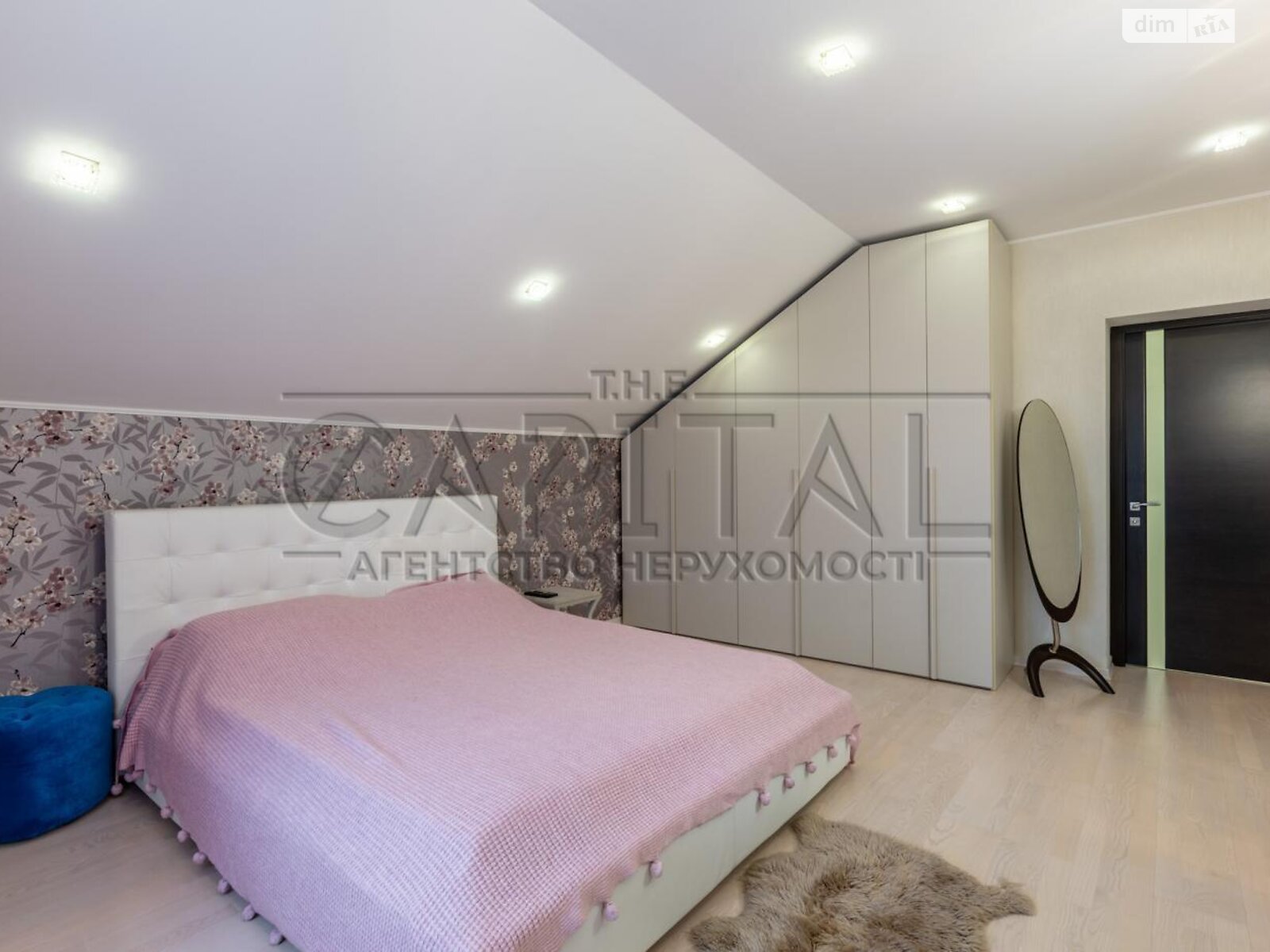 двоповерховий будинок з гаражем, 200 кв. м, цегла. Продаж у Борисполі фото 1