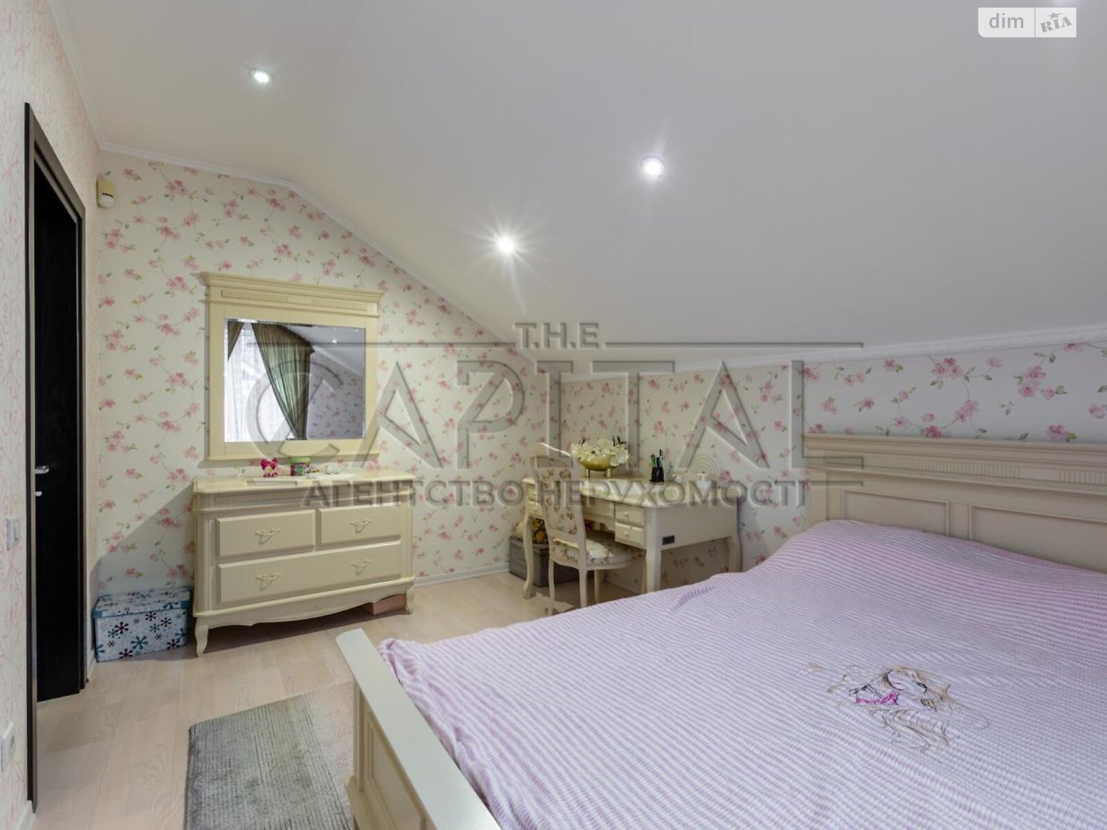 двоповерховий будинок з гаражем, 200 кв. м, цегла. Продаж у Борисполі фото 1