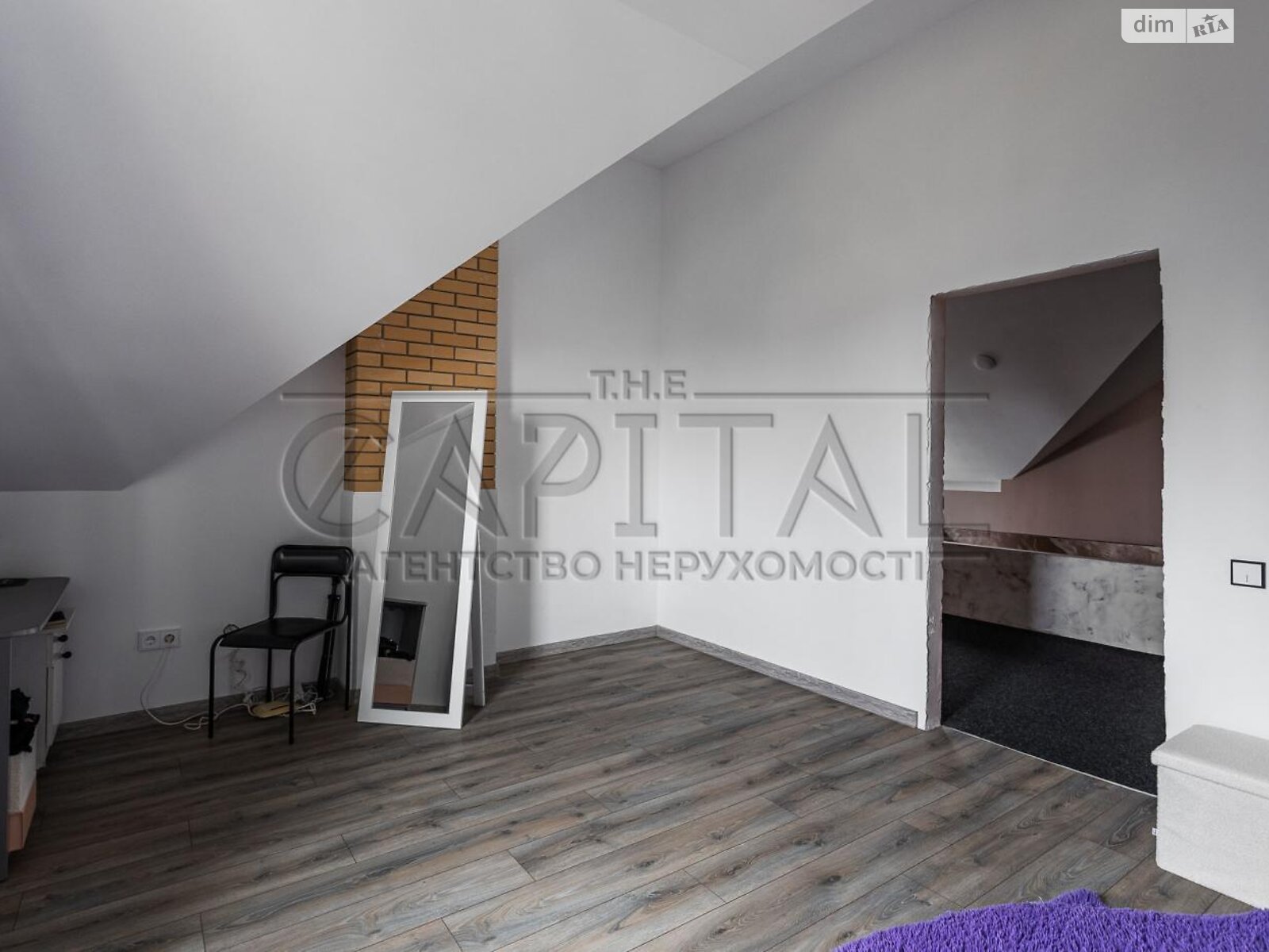 двоповерховий будинок з опаленням, 300 кв. м, кирпич. Продаж у Борисполі фото 1 двоповерховий будинок з опаленням, 300 кв. м, кирпич. Продаж у Борисполі фото 1