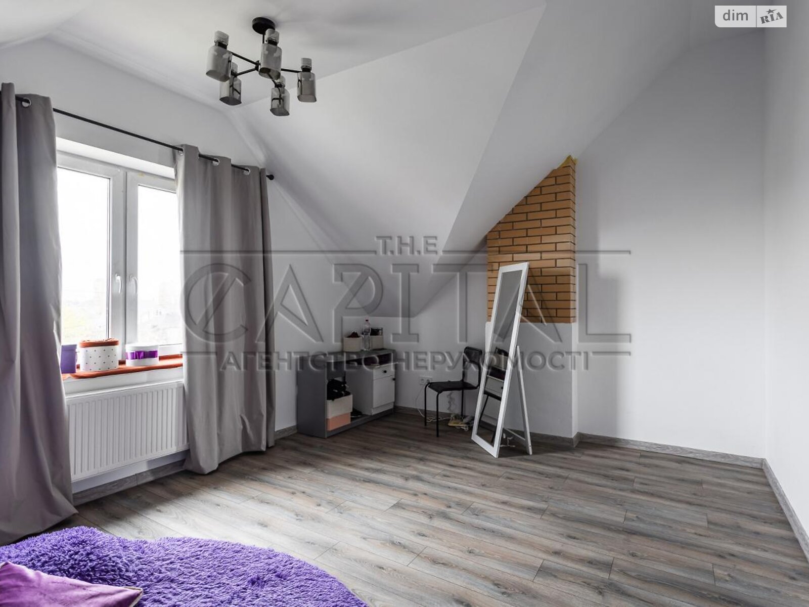 двоповерховий будинок з опаленням, 300 кв. м, кирпич. Продаж у Борисполі фото 1 двоповерховий будинок з опаленням, 300 кв. м, кирпич. Продаж у Борисполі фото 1