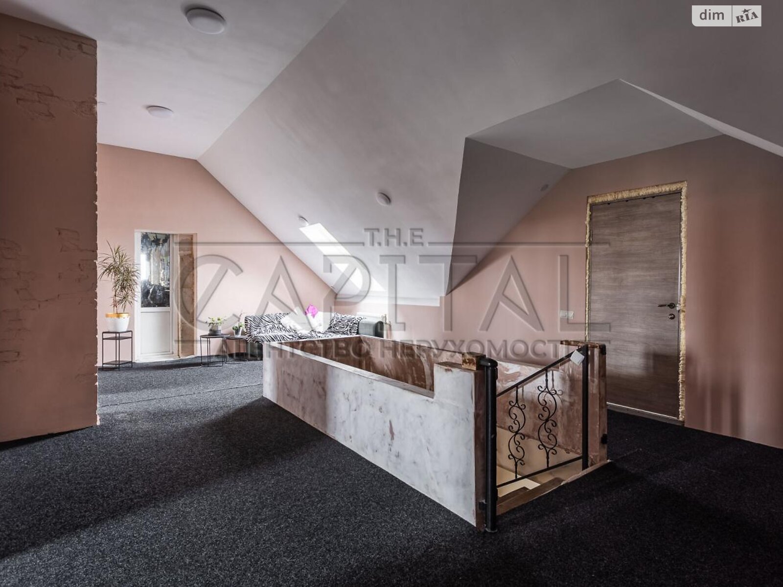 двоповерховий будинок з опаленням, 300 кв. м, кирпич. Продаж у Борисполі фото 1 двоповерховий будинок з опаленням, 300 кв. м, кирпич. Продаж у Борисполі фото 1