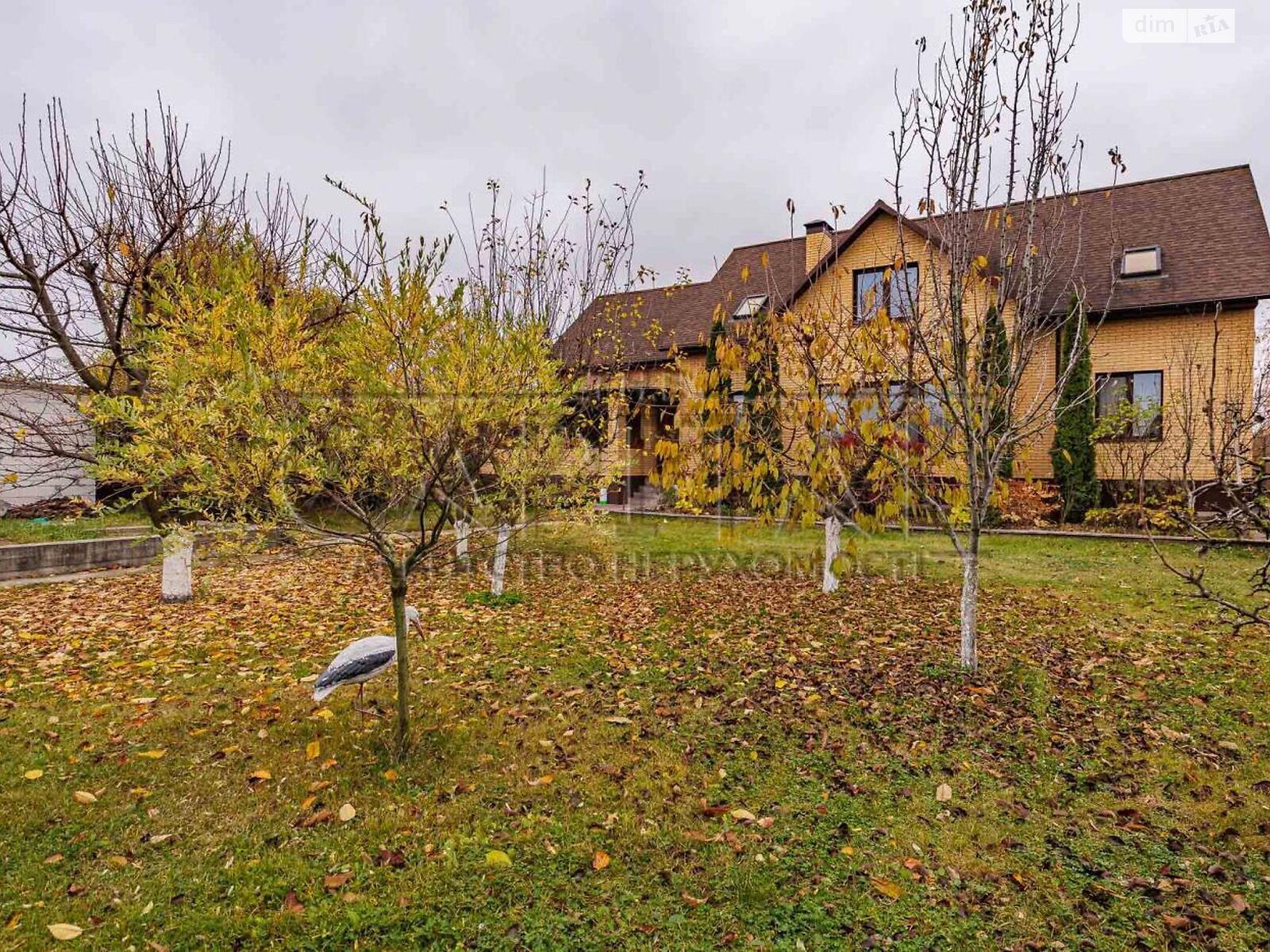 двоповерховий будинок з опаленням, 300 кв. м, кирпич. Продаж у Борисполі фото 1 двоповерховий будинок з опаленням, 300 кв. м, кирпич. Продаж у Борисполі фото 1