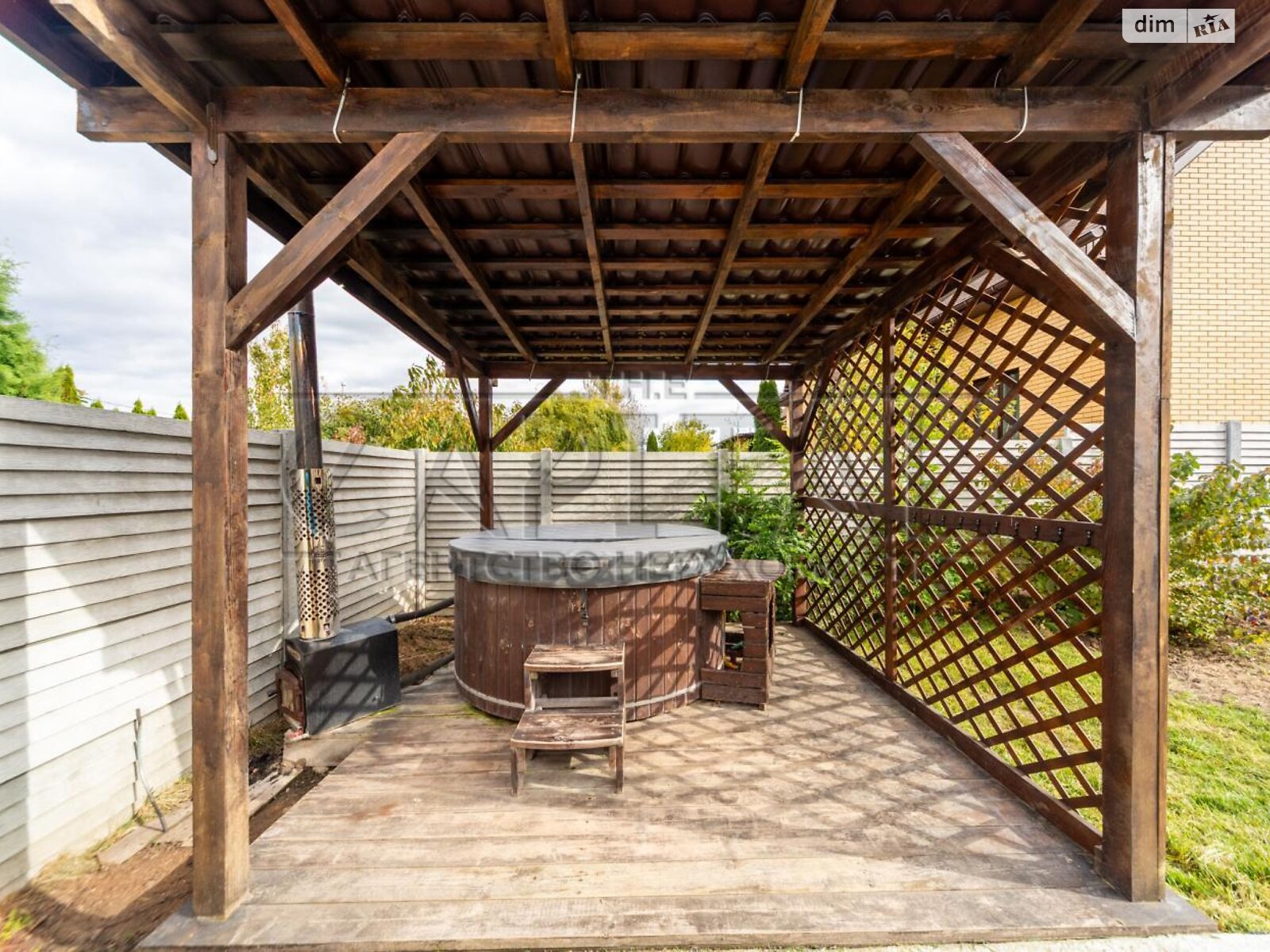 одноэтажный дом, 93 кв. м, кирпич. Продажа в Борисполе фото 1