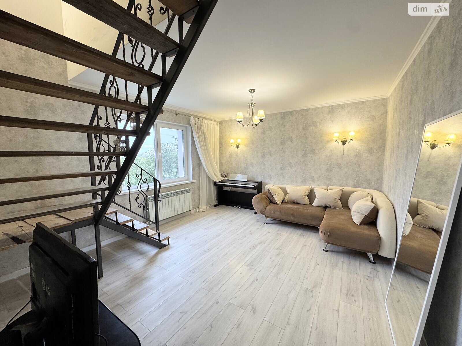 двухэтажный дом с гаражом, 174.6 кв. м, кирпич. Продажа в Бородянке район Бородянка фото 1 двухэтажный дом с гаражом, 174.6 кв. м, кирпич. Продажа в Бородянке район Бородянка фото 1