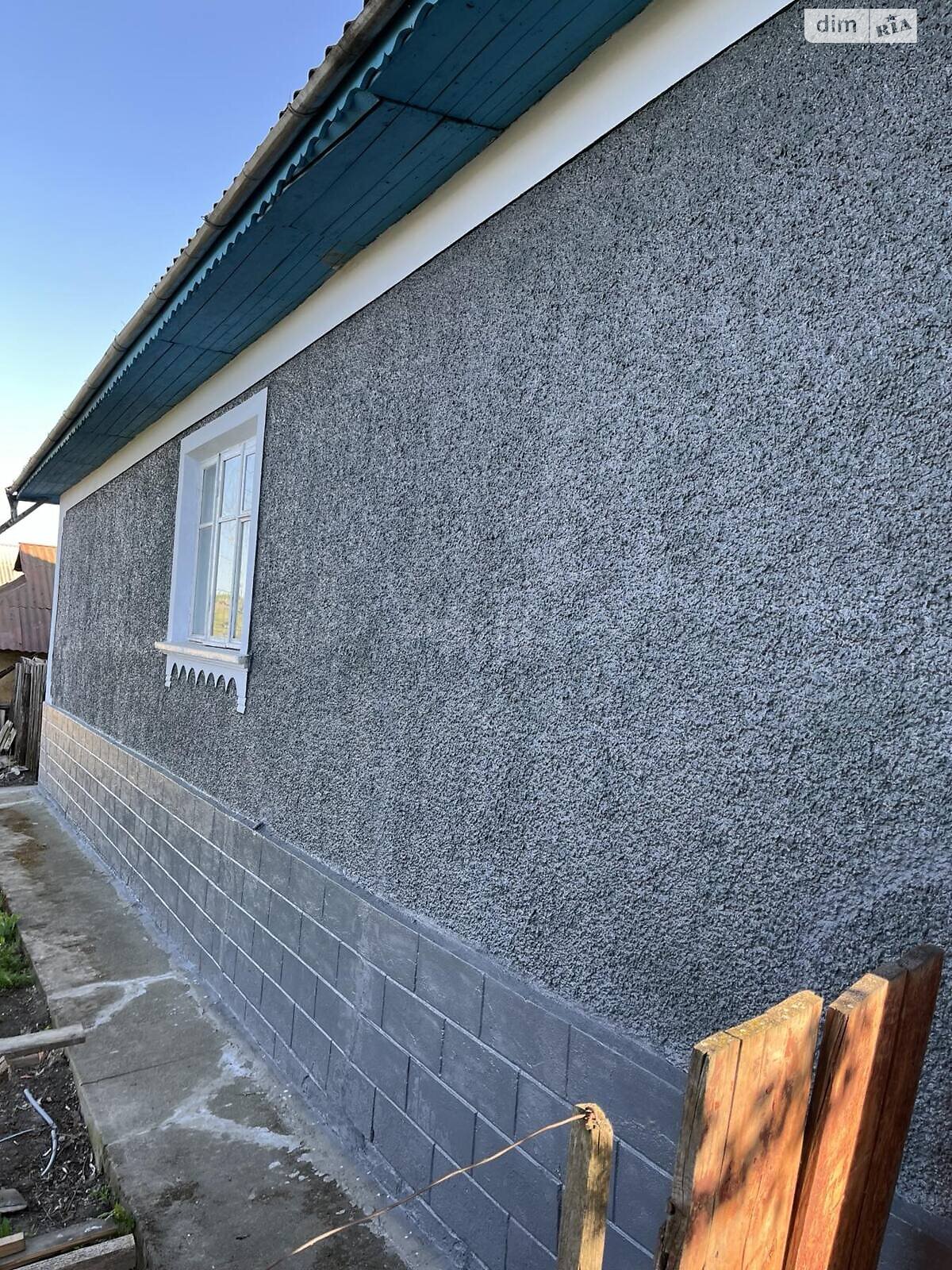 одноповерховий будинок з верандою, 105.3 кв. м, шлакобетон. Продаж у Борівці фото 1 одноповерховий будинок з верандою, 105.3 кв. м, шлакобетон. Продаж у Борівці фото 1