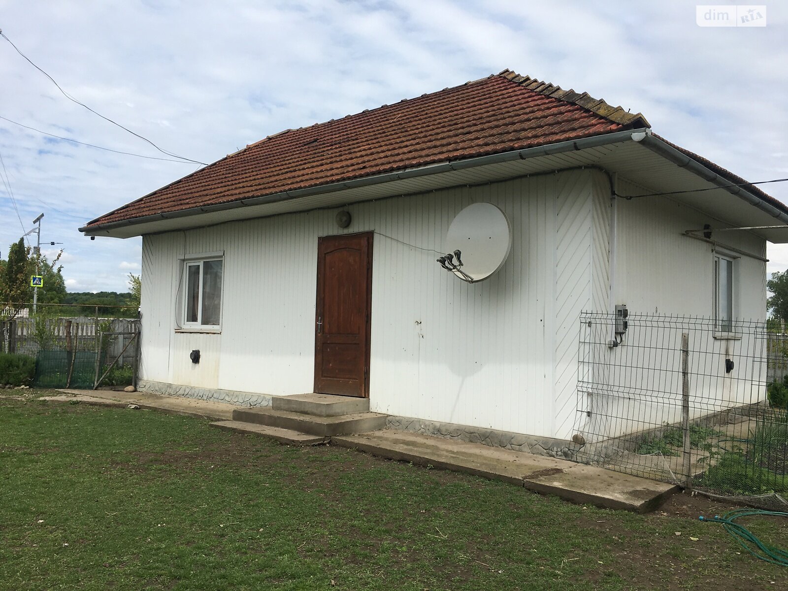 одноэтажный дом, 50 кв. м, шлакобетон. Продажа в Борщеве фото 1 одноэтажный дом, 50 кв. м, шлакобетон. Продажа в Борщеве фото 1