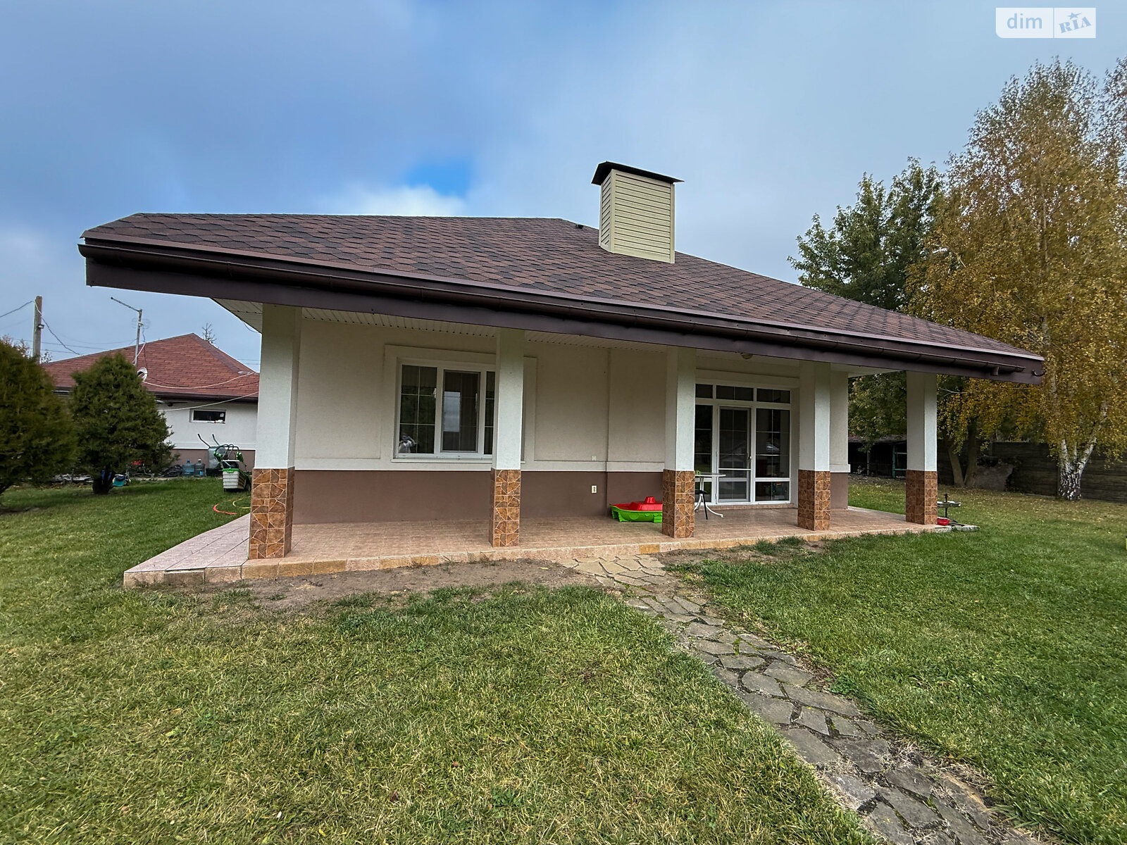 одноэтажный дом с отоплением, 100 кв. м, кирпич. Продажа в Бояновке фото 1