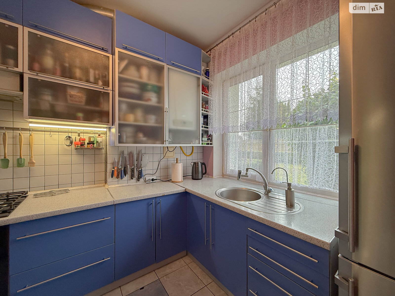 одноэтажный дом с отоплением, 100 кв. м, кирпич. Продажа в Бояновке фото 1