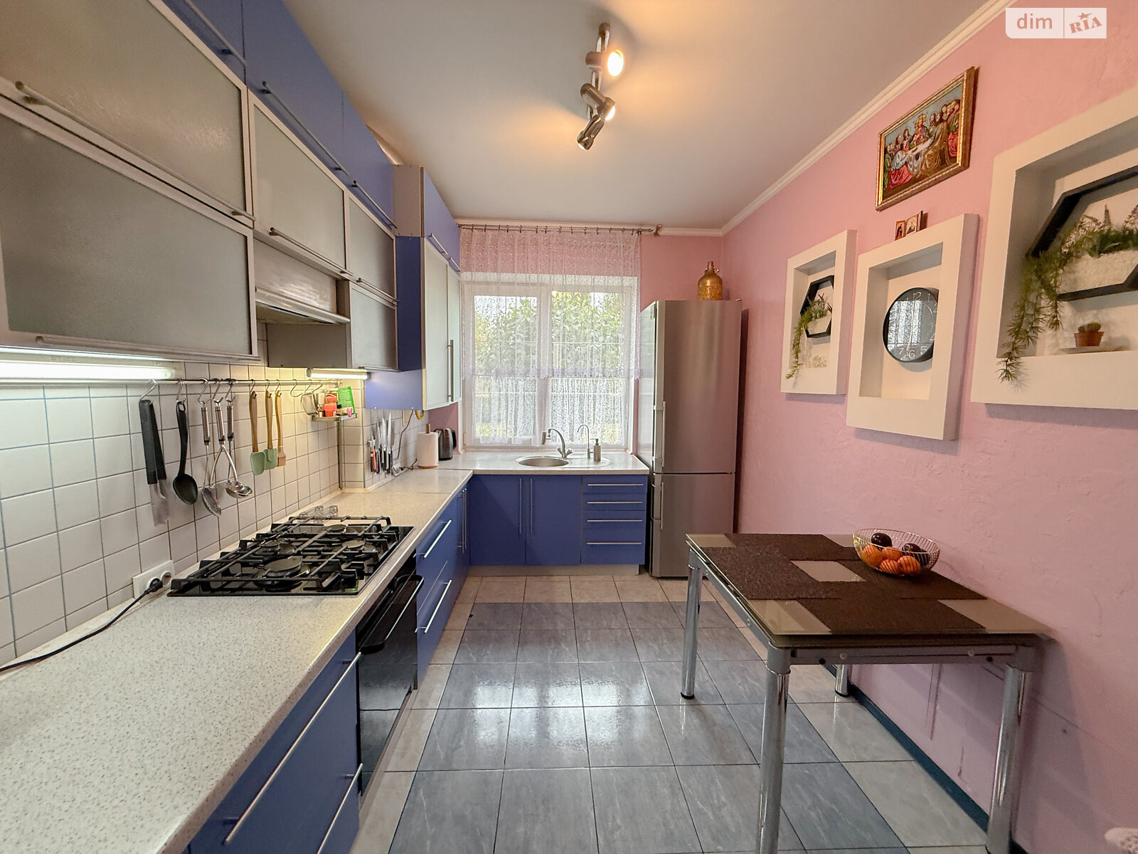 одноэтажный дом с отоплением, 100 кв. м, кирпич. Продажа в Бояновке фото 1