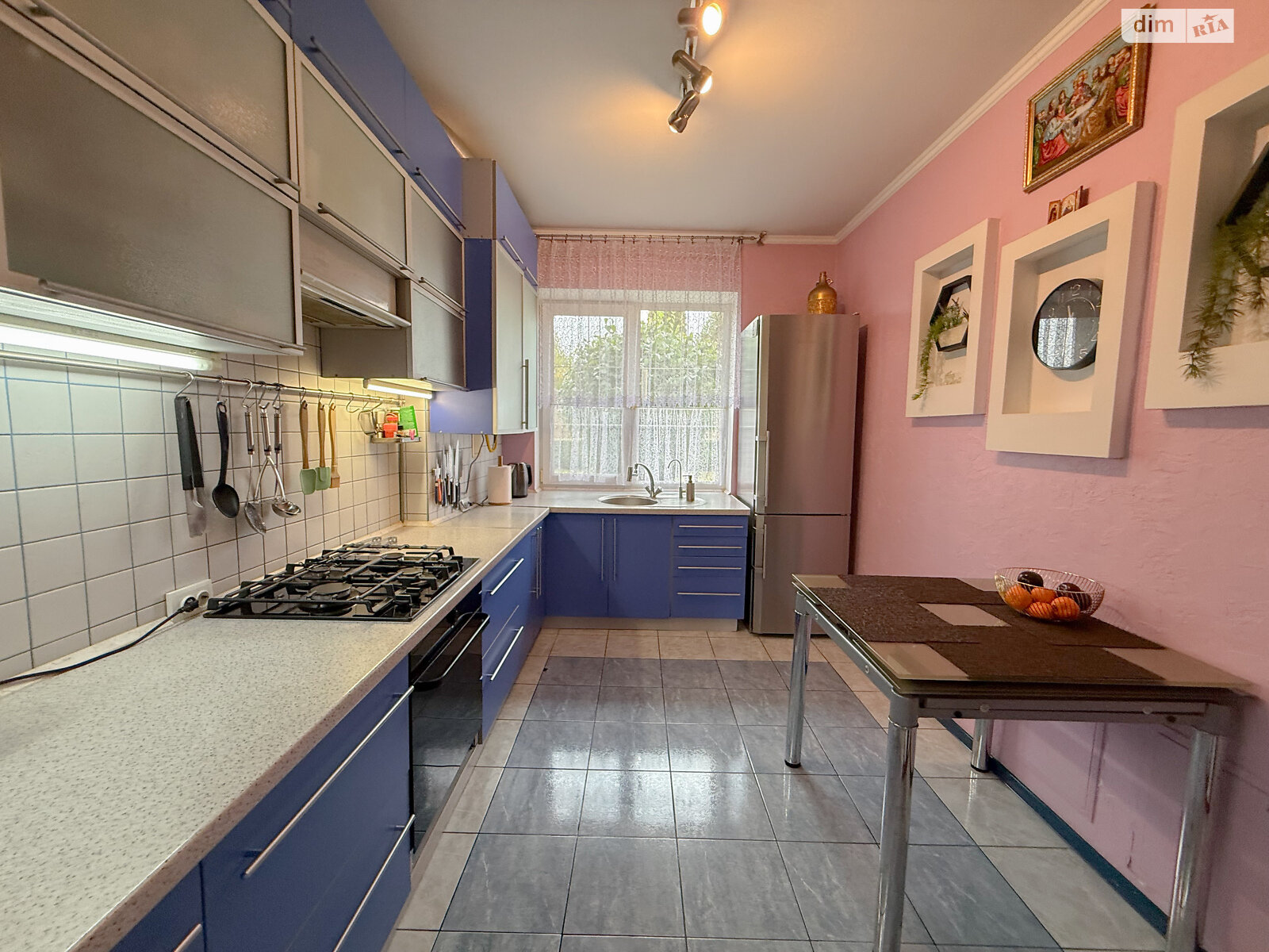 одноэтажный дом с отоплением, 100 кв. м, кирпич. Продажа в Бояновке фото 1