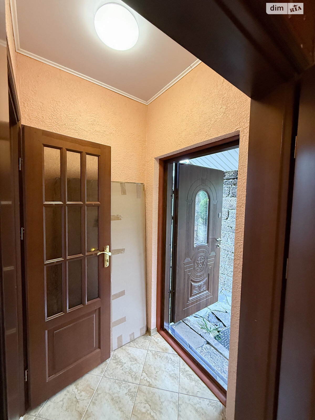 одноэтажный дом с отоплением, 100 кв. м, кирпич. Продажа в Бояновке фото 1