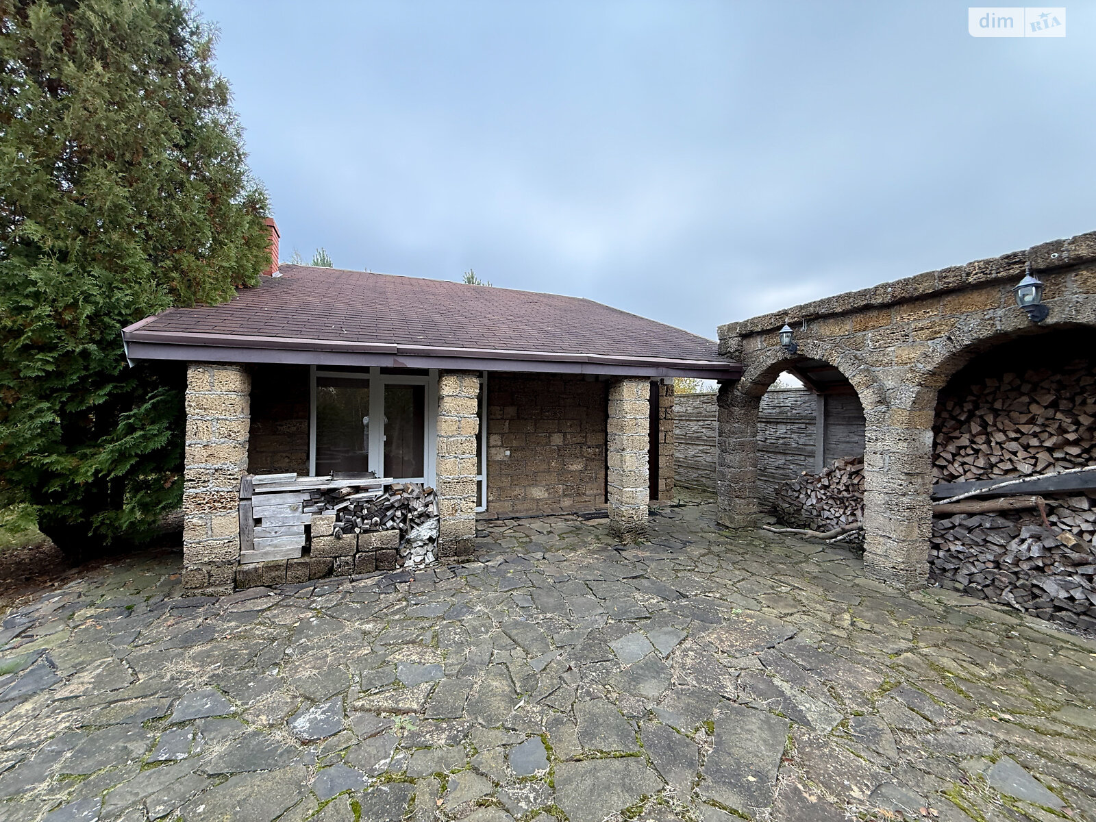 одноэтажный дом с отоплением, 100 кв. м, кирпич. Продажа в Бояновке фото 1