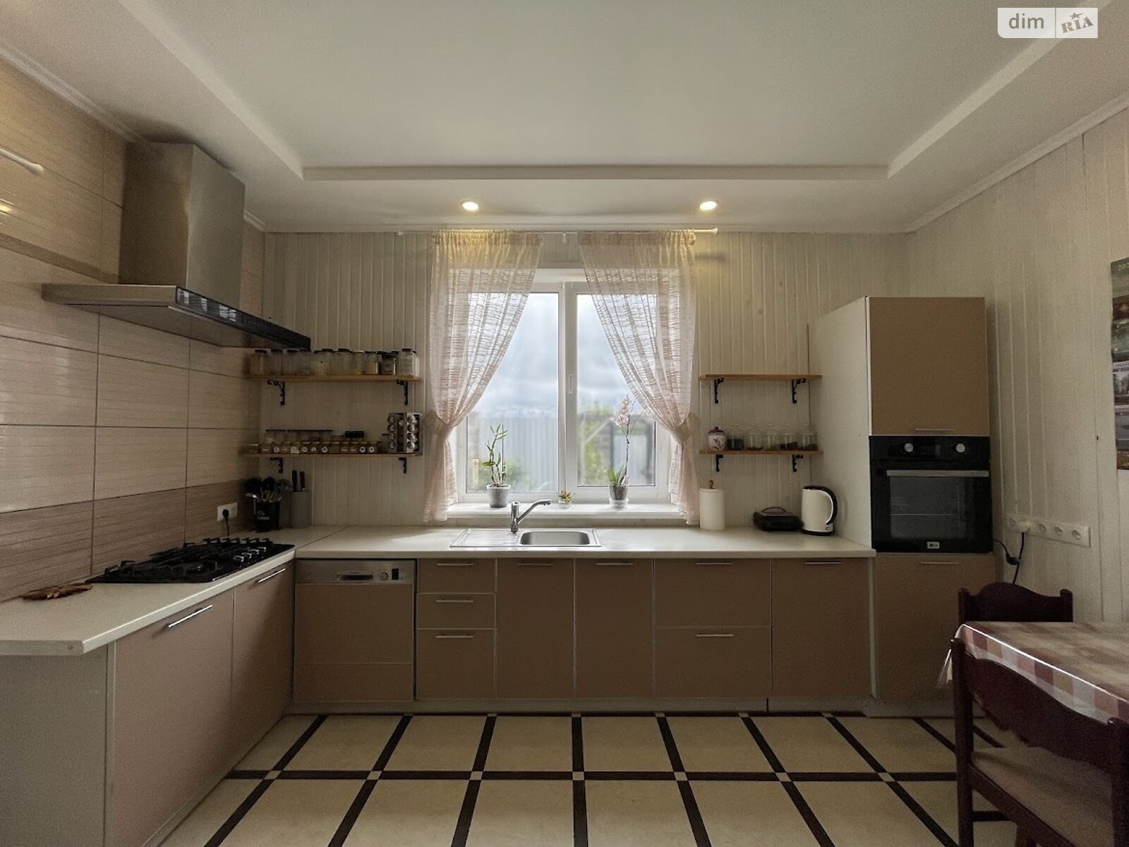 двоповерховий будинок бесідка, 179 кв. м, цегла. Продаж у Боярці фото 1 двоповерховий будинок бесідка, 179 кв. м, цегла. Продаж у Боярці фото 1