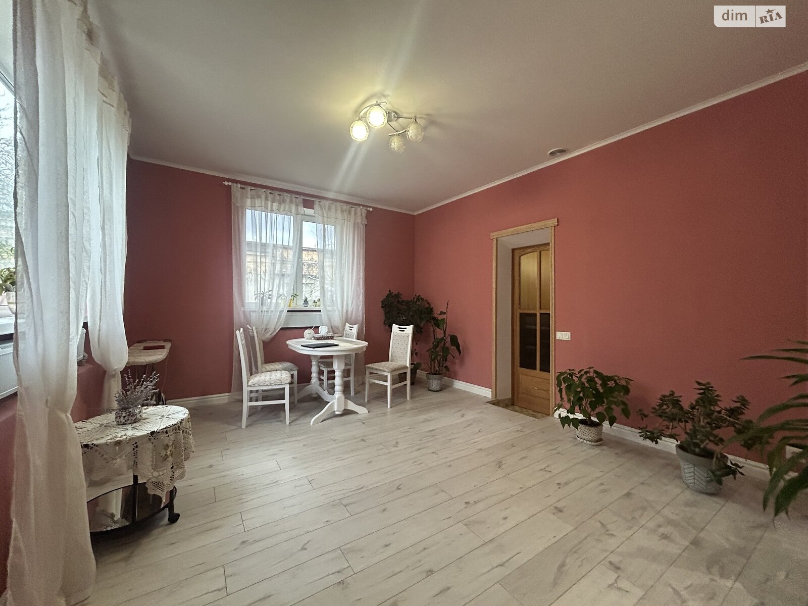 двухэтажный дом, 200 кв. м, кирпич. Продажа в Боярке фото 1 двухэтажный дом, 200 кв. м, кирпич. Продажа в Боярке фото 1