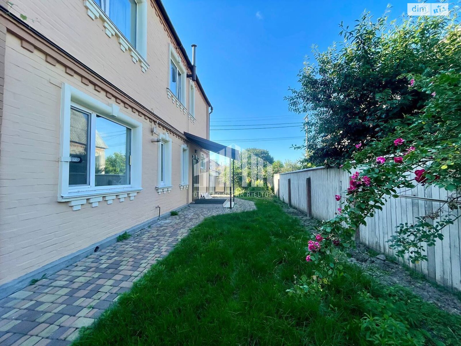 двоповерховий будинок з верандою, 249 кв. м, цегла. Продаж у Боярці фото 1 двоповерховий будинок з верандою, 249 кв. м, цегла. Продаж у Боярці фото 1