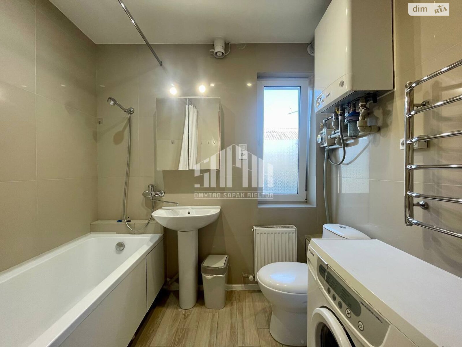 двоповерховий будинок з верандою, 249 кв. м, цегла. Продаж у Боярці фото 1 двоповерховий будинок з верандою, 249 кв. м, цегла. Продаж у Боярці фото 1