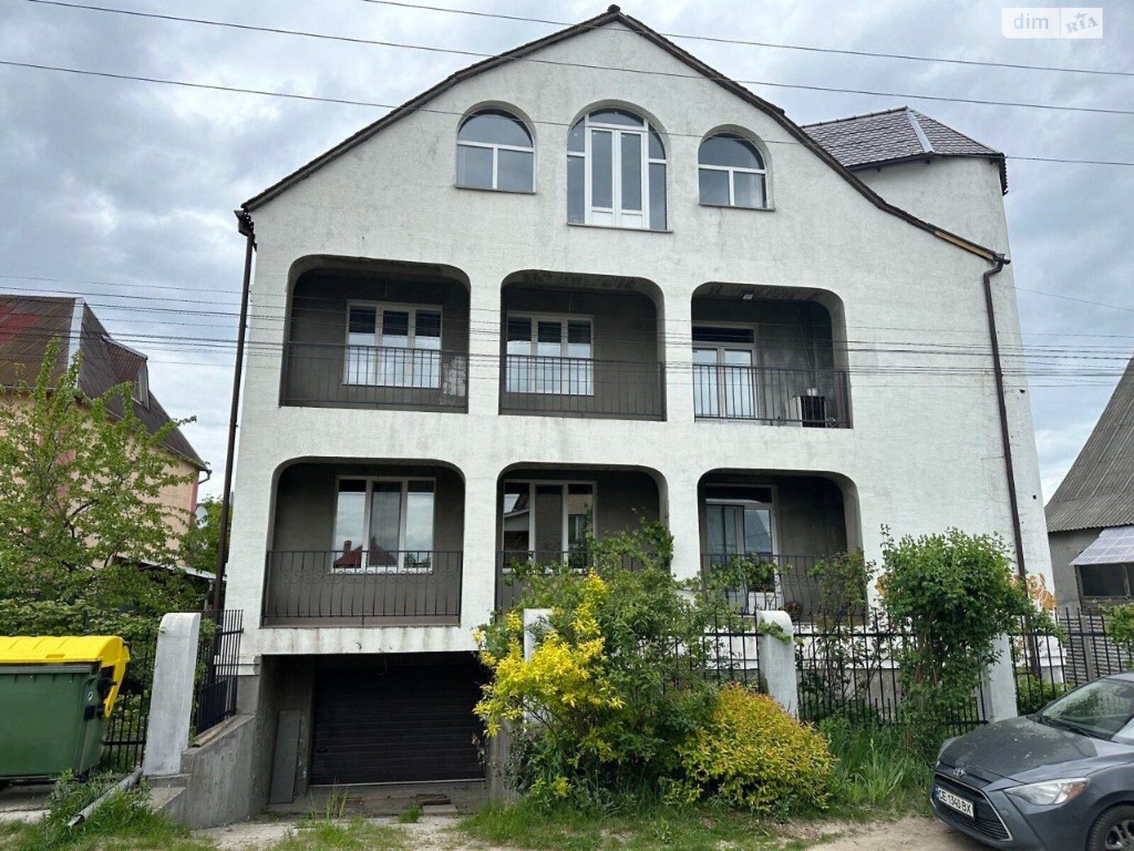 трехэтажный дом с балконом, 379 кв. м, кирпич. Продажа в Боярке фото 1 трехэтажный дом с балконом, 379 кв. м, кирпич. Продажа в Боярке фото 1