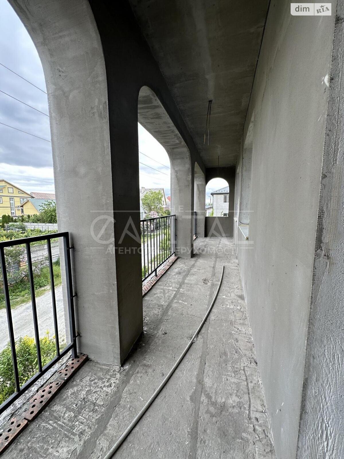 трехэтажный дом с гаражом, 379 кв. м, кирпич. Продажа в Боярке фото 1 трехэтажный дом с гаражом, 379 кв. м, кирпич. Продажа в Боярке фото 1