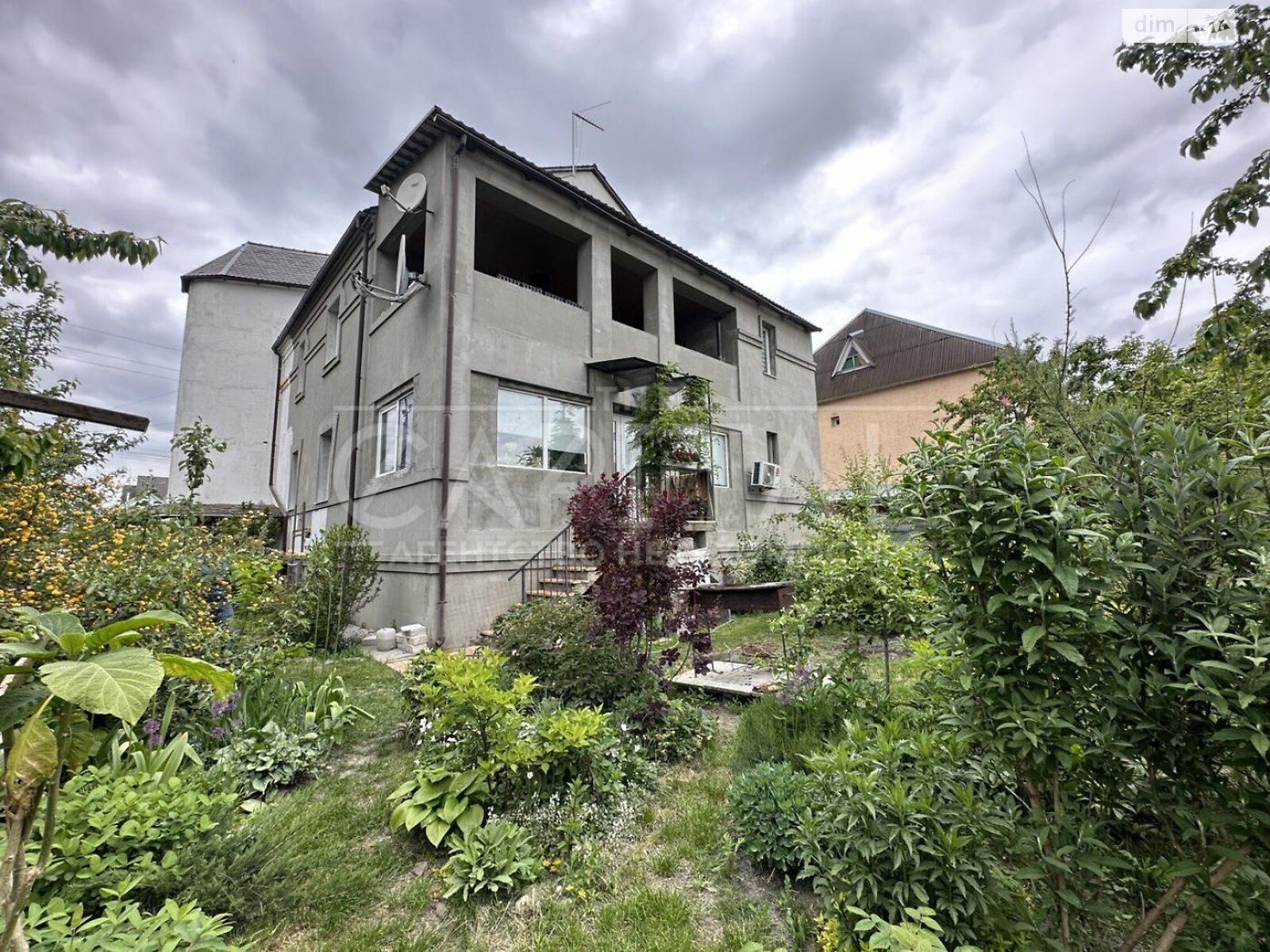 трехэтажный дом с гаражом, 379 кв. м, кирпич. Продажа в Боярке фото 1 трехэтажный дом с гаражом, 379 кв. м, кирпич. Продажа в Боярке фото 1
