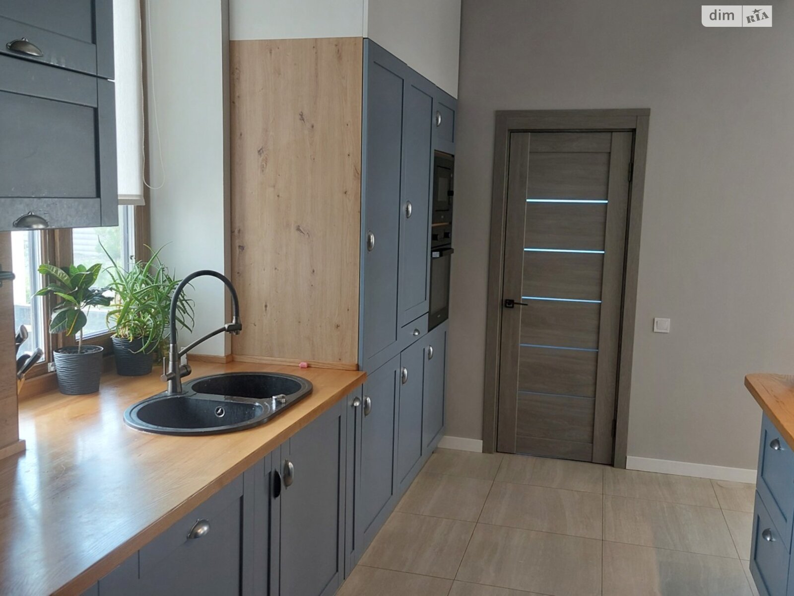 двухэтажный дом с отоплением, 142 кв. м, газобетон. Продажа в Братском фото 1 двухэтажный дом с отоплением, 142 кв. м, газобетон. Продажа в Братском фото 1