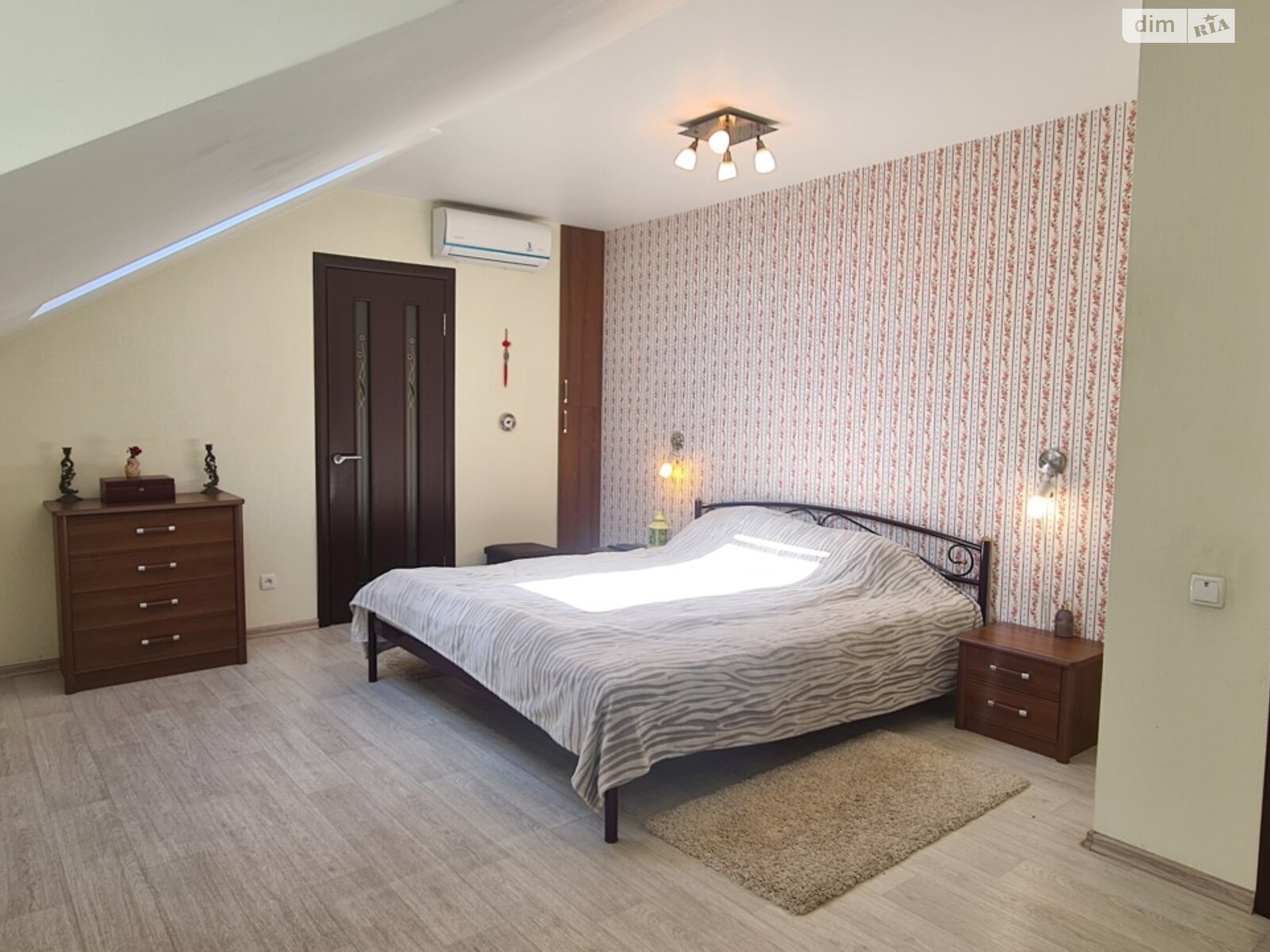 двоповерховий будинок з гаражем, 208 кв. м, монолітно-цегляний. Продаж у Кам’янці фото 1 двоповерховий будинок з гаражем, 208 кв. м, монолітно-цегляний. Продаж у Кам’янці фото 1