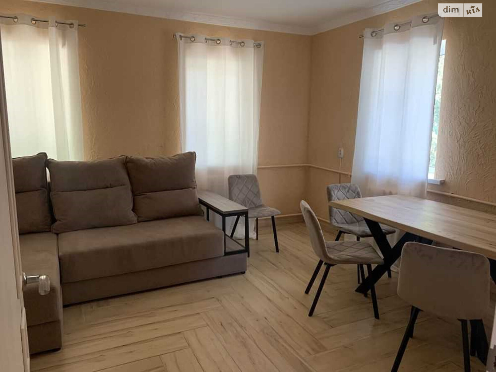 одноэтажный дом с гаражом, 65 кв. м, кирпич. Продажа в Бридунах фото 1 одноэтажный дом с гаражом, 65 кв. м, кирпич. Продажа в Бридунах фото 1