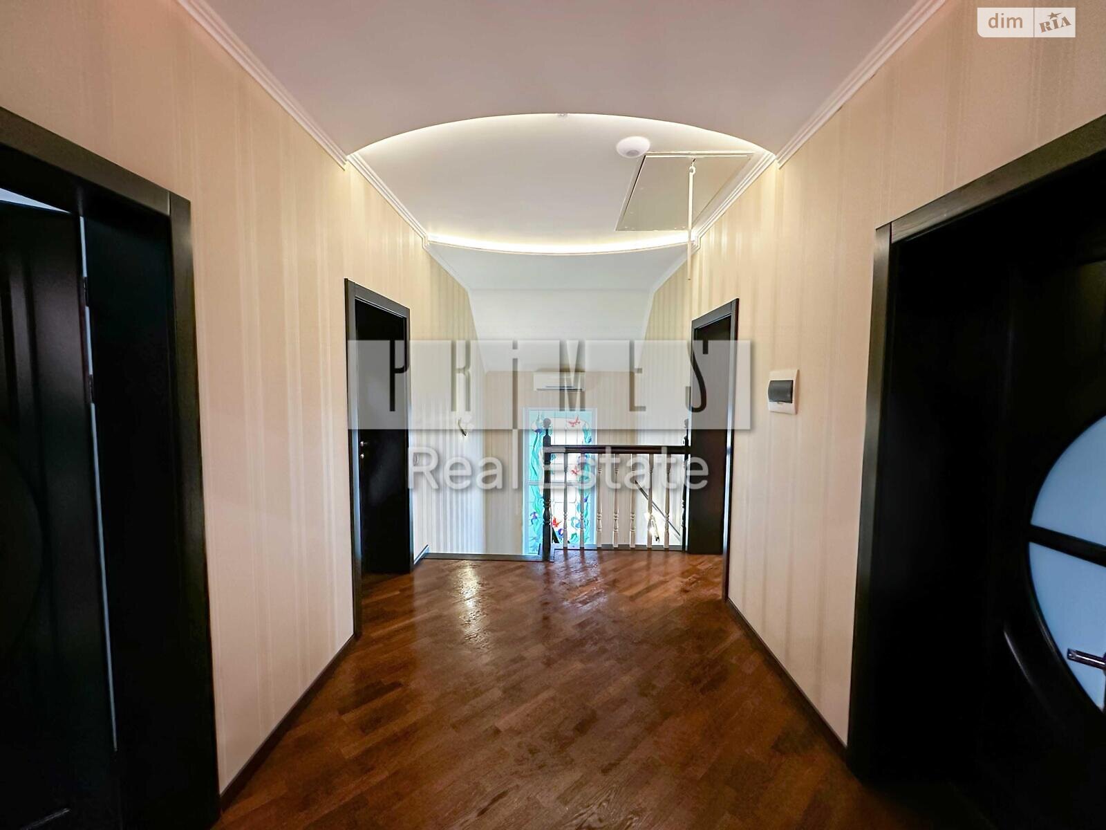 двухэтажный дом с отоплением, 280 кв. м, кирпич. Продажа в Броварах фото 1 двухэтажный дом с отоплением, 280 кв. м, кирпич. Продажа в Броварах фото 1