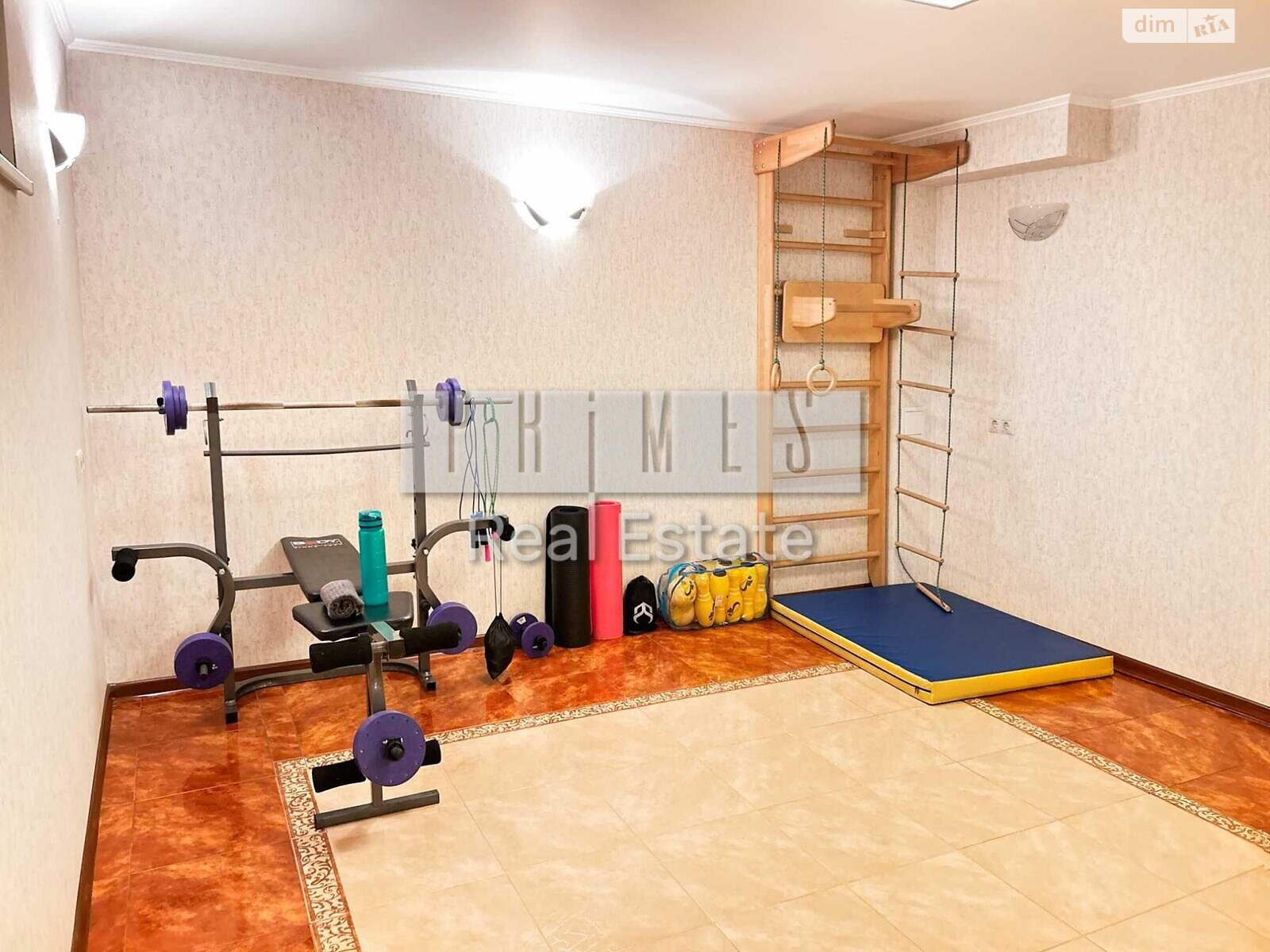 двухэтажный дом с отоплением, 280 кв. м, кирпич. Продажа в Броварах фото 1 двухэтажный дом с отоплением, 280 кв. м, кирпич. Продажа в Броварах фото 1