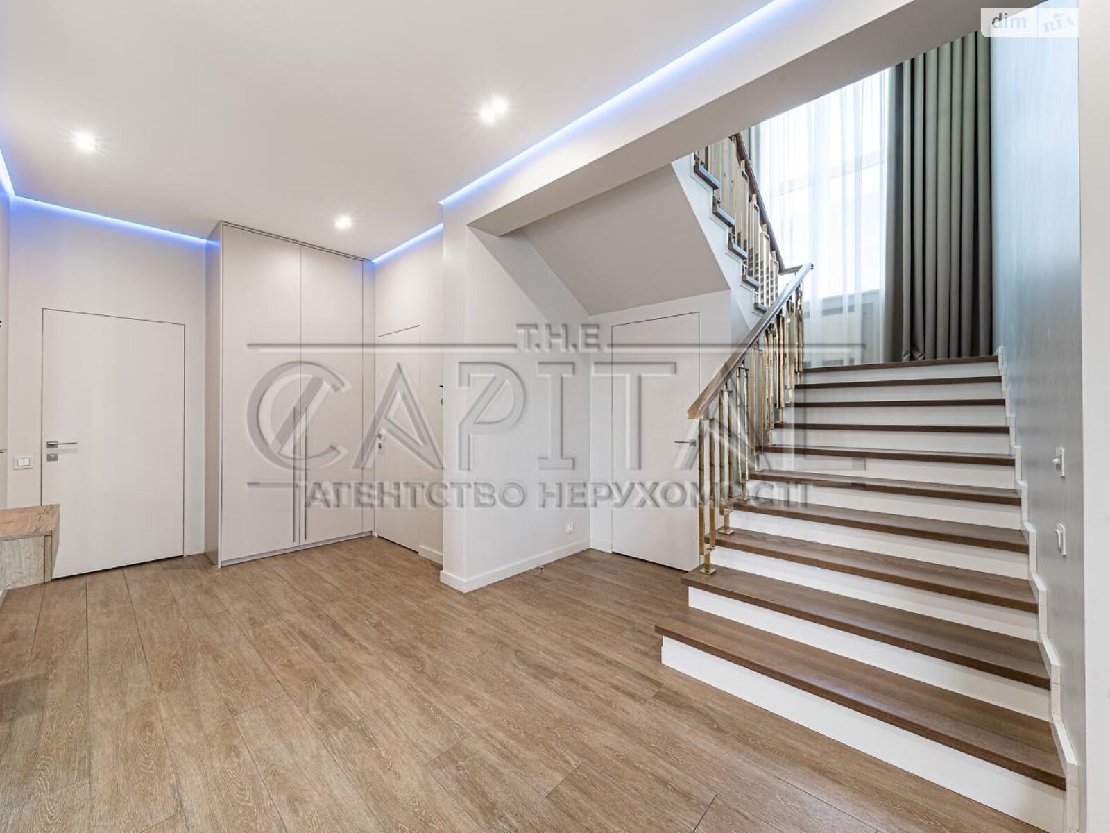 двоповерховий будинок, 211.6 кв. м, цегла. Продаж в Броварах, район Бровари фото 1 двоповерховий будинок, 211.6 кв. м, цегла. Продаж в Броварах, район Бровари фото 1