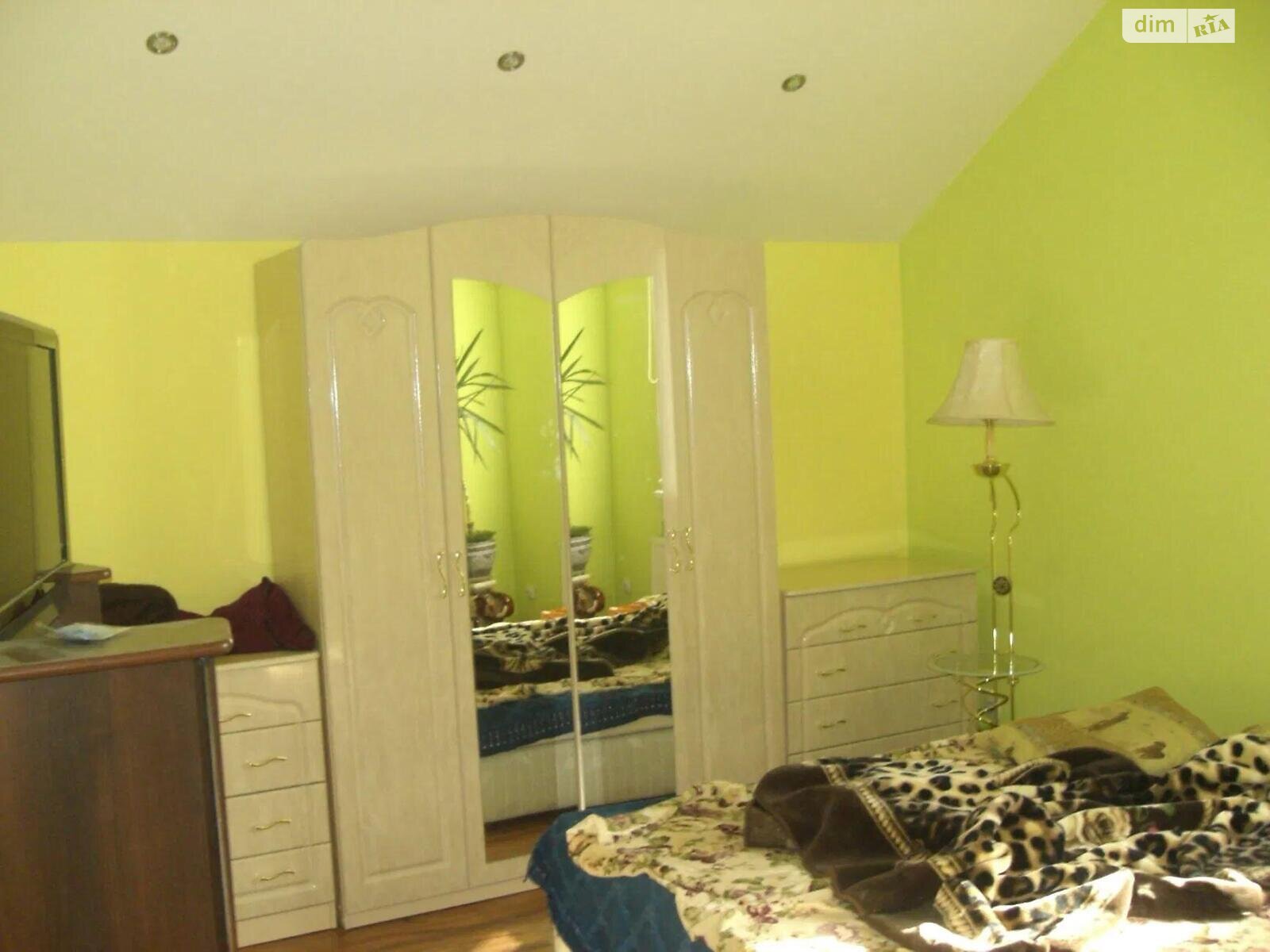 трехэтажный дом, 388 кв. м, кирпич. Продажа в Броварах район Бровары фото 1 трехэтажный дом, 388 кв. м, кирпич. Продажа в Броварах район Бровары фото 1