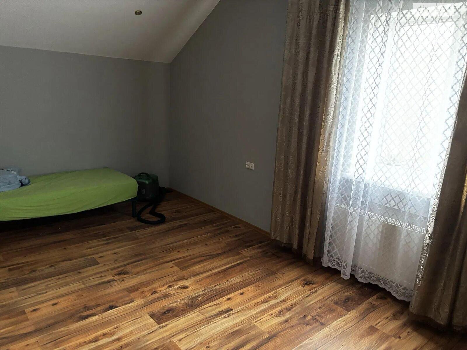 трехэтажный дом, 388 кв. м, кирпич. Продажа в Броварах район Бровары фото 1 трехэтажный дом, 388 кв. м, кирпич. Продажа в Броварах район Бровары фото 1