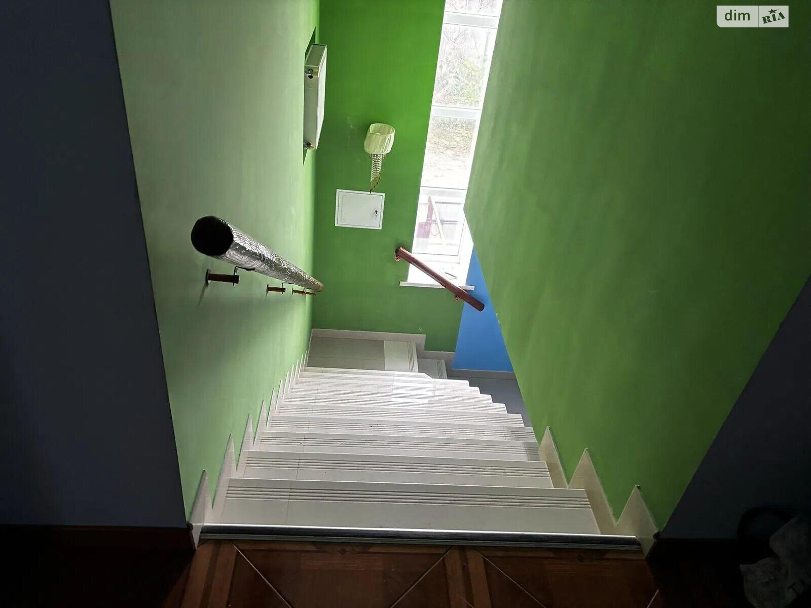 трехэтажный дом, 388 кв. м, кирпич. Продажа в Броварах район Бровары фото 1 трехэтажный дом, 388 кв. м, кирпич. Продажа в Броварах район Бровары фото 1